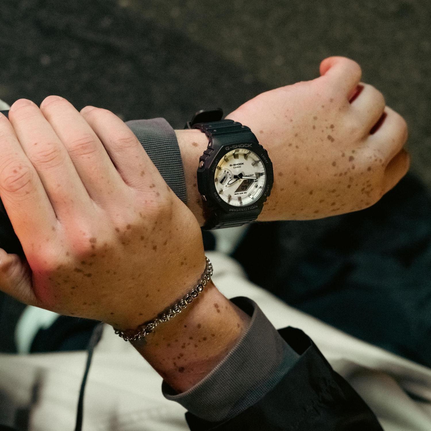 RELOJ HOMBRE G-SHOCK GA-2100WD-1ADR-5