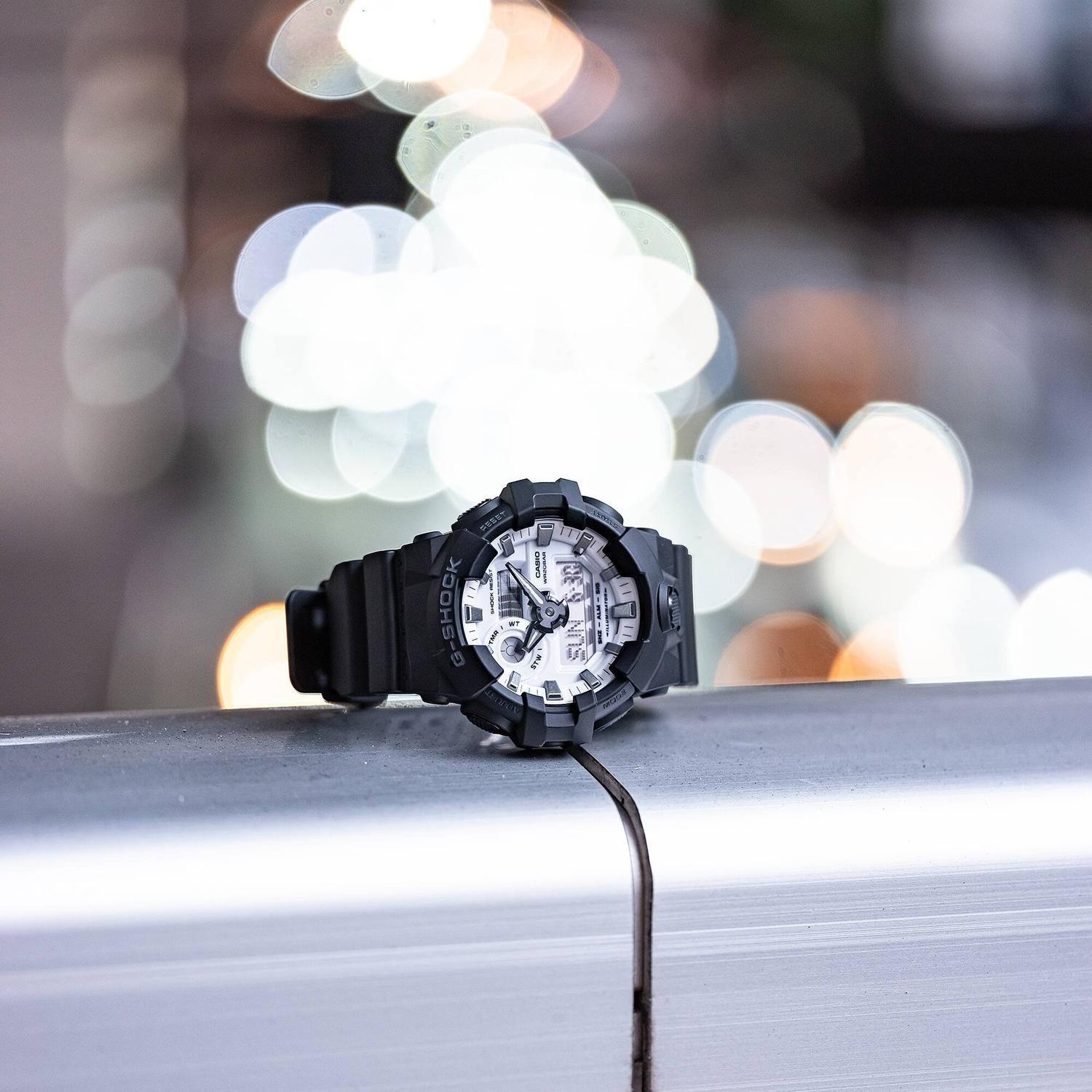 Reloj Hombre G-SHOCK GA-700WD-1ADR-2