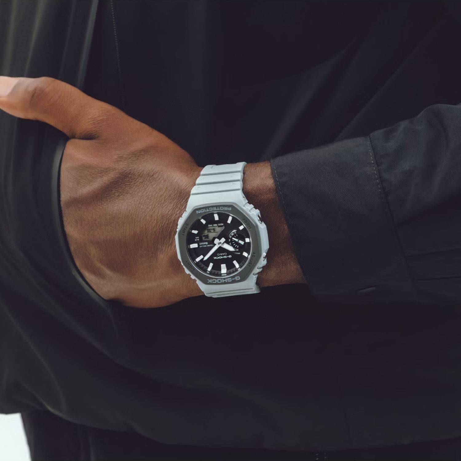 Reloj Hombre G-SHOCK GA-B2100LUU-8ADR-2