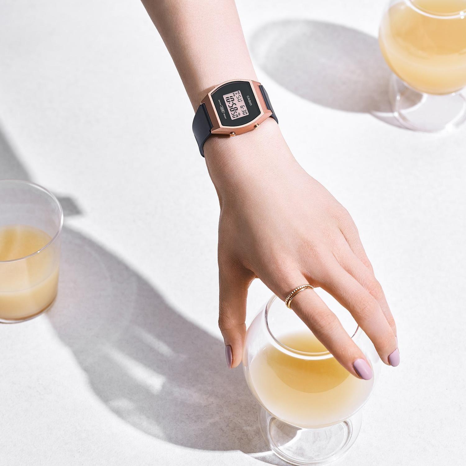 Reloj Mujer CASIO LW-204-1ADF-2