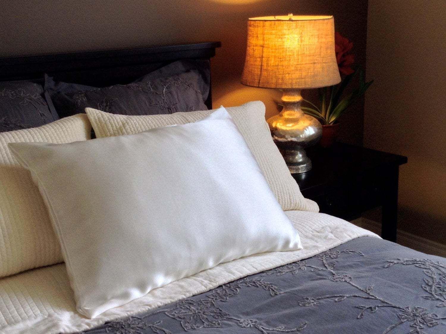 FUNDA DE ALMOHADA SATIN BLANCO-3