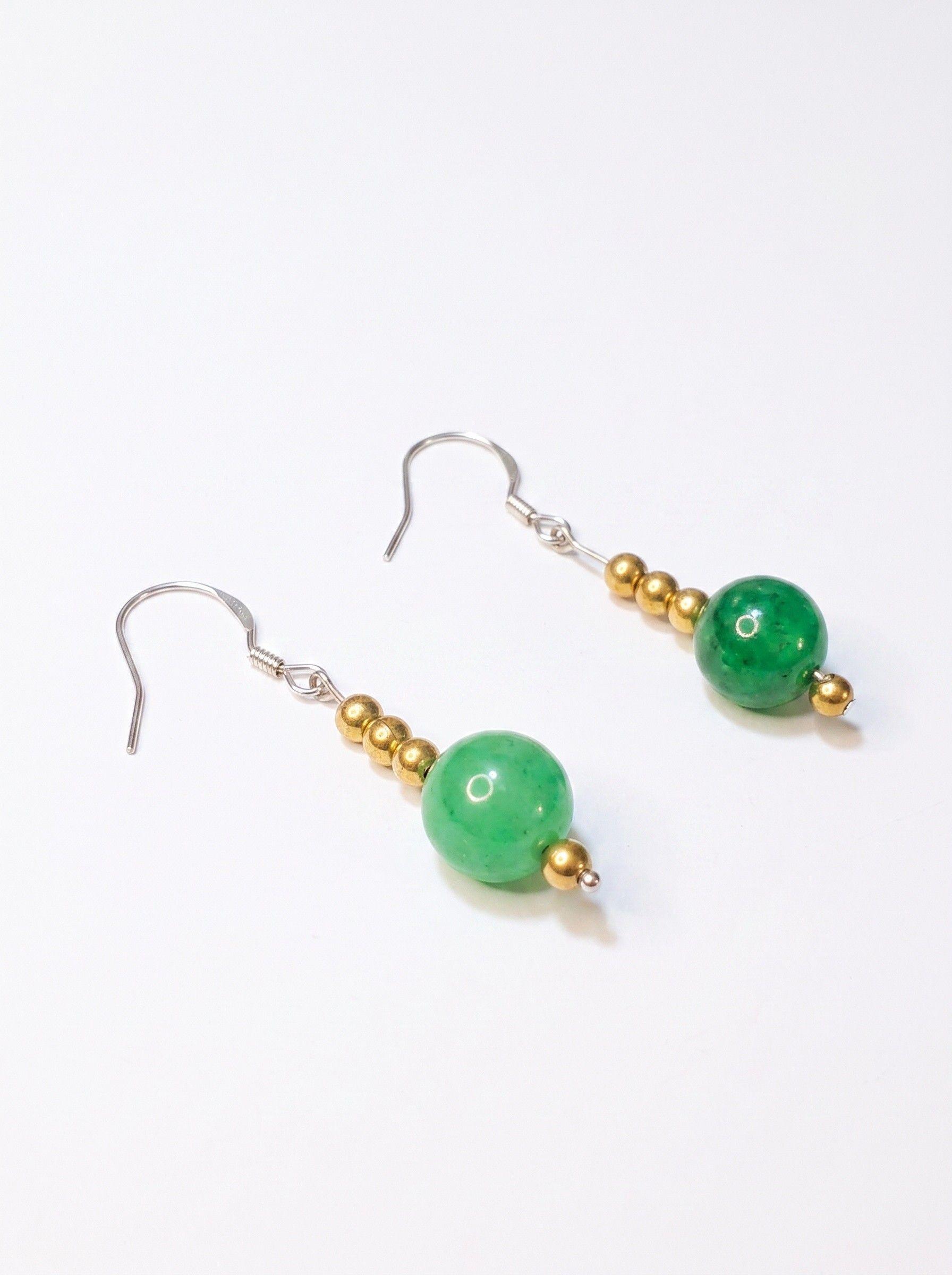 ACCESORIO DE JOYERIA AROS DE PLATA CON JADE ARTESANAL-2