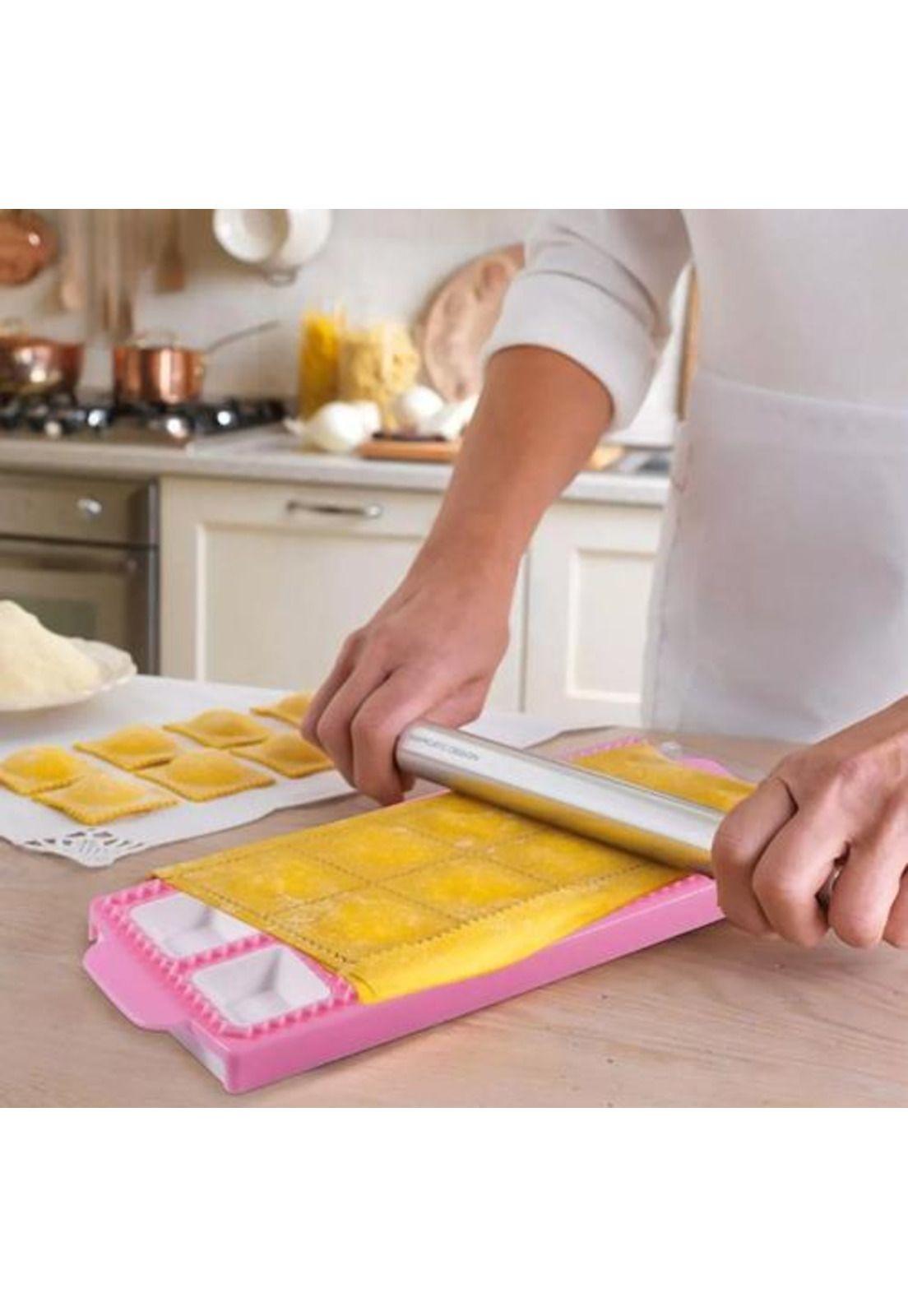 Molde para 10 raviolis redondos color blanco-2