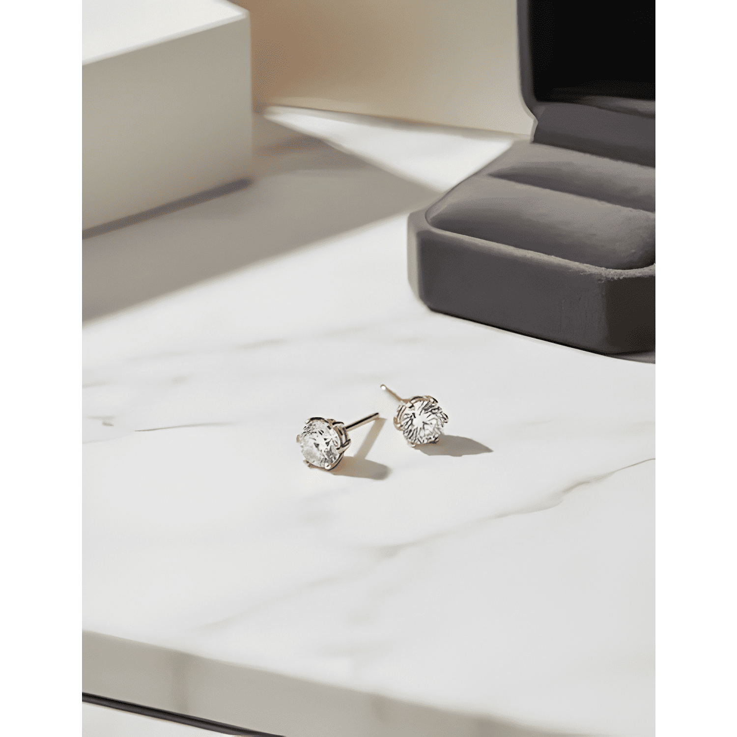 Aro Punto de Luz 2mm Mujer Enchape Oro 18k con Circon-1