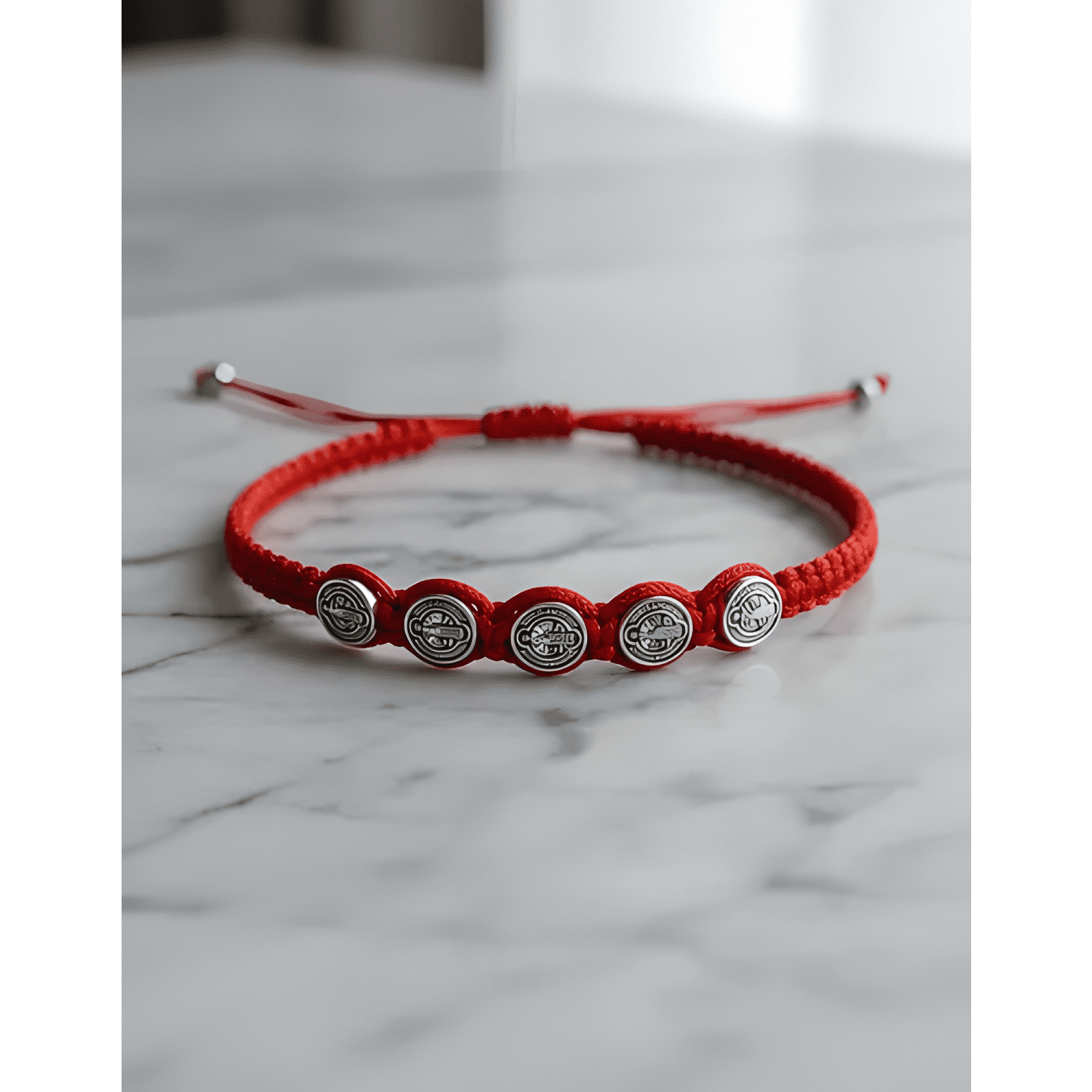 Pulsera brazalete hilo protección gratitud san benito Rojo-3