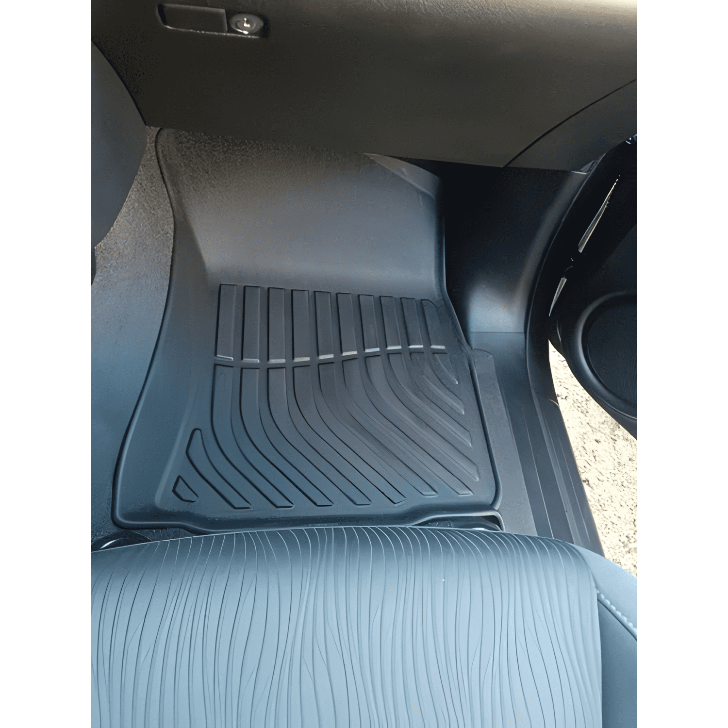 Cubre Piso Bandeja Calce Perfecto Toyota Fortuner 2016-2025+-3