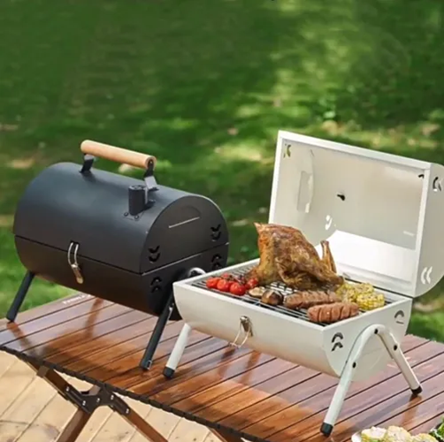 Parrilla Portatil De Carbon Doble Funcion Con Ahumador Para Asados Ideal Para Camping, Terraza Y Balcones Color Blanco Marca Chic Haus-6