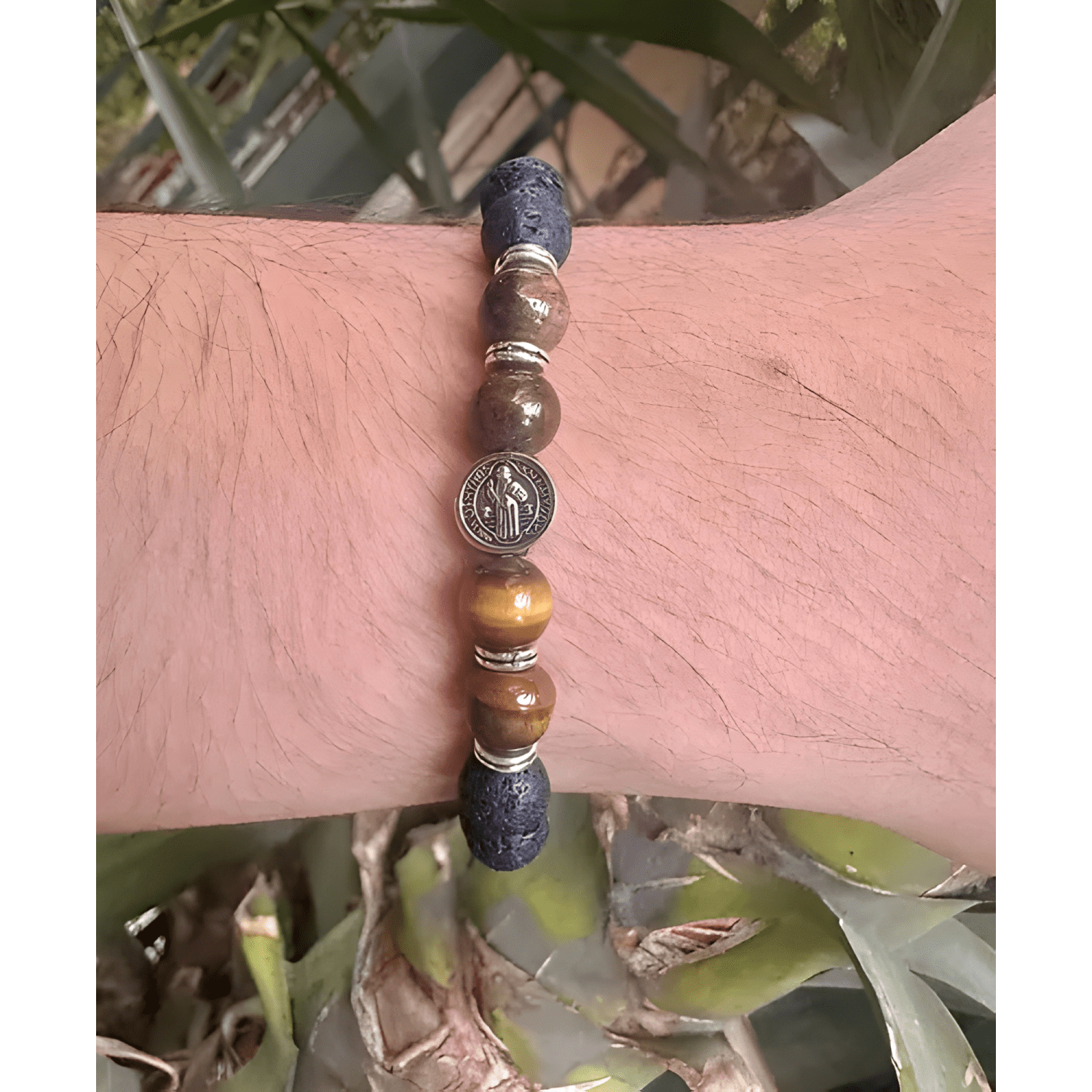 Pulsera piedra volcánica ojo de tigre san benito protector-2
