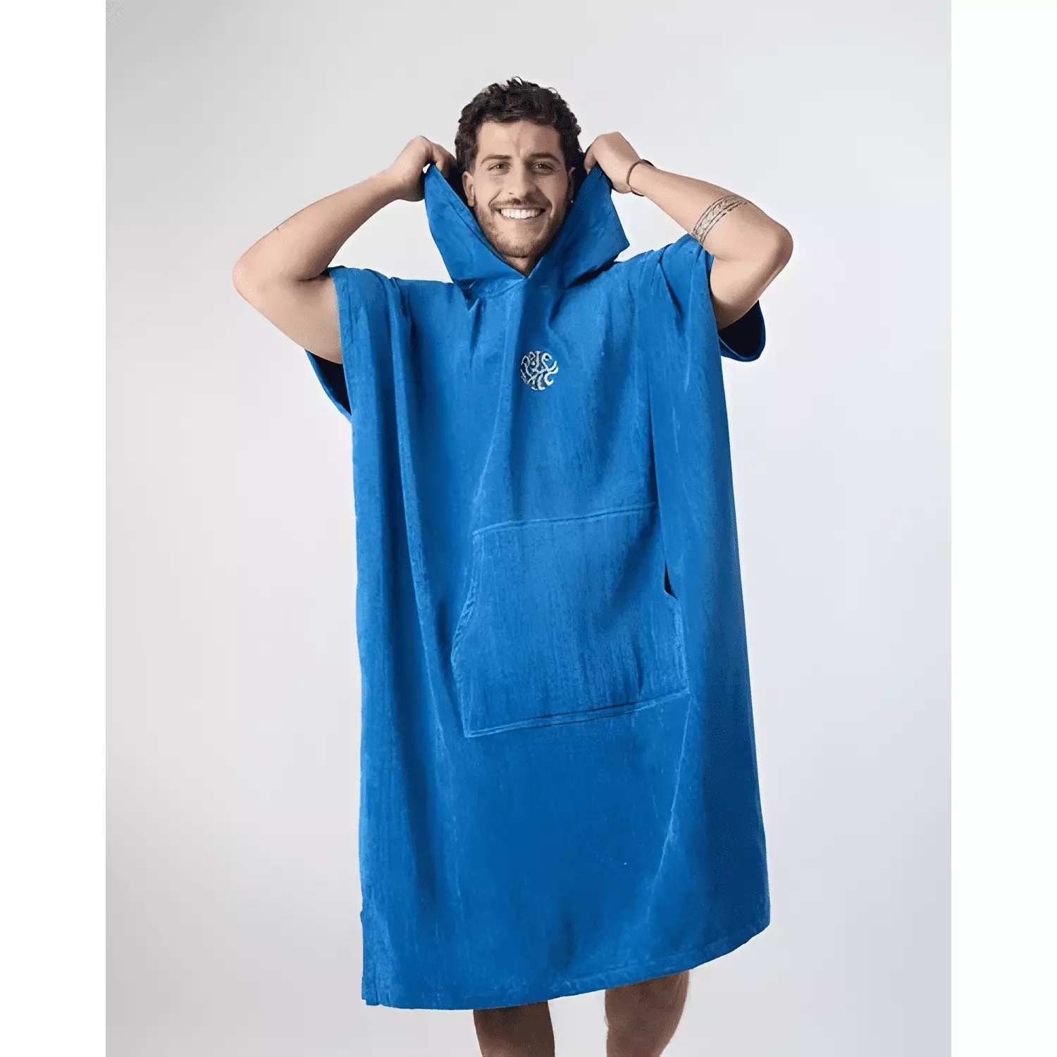 Toalla poncho adulto playa - polemic liso Azul-1