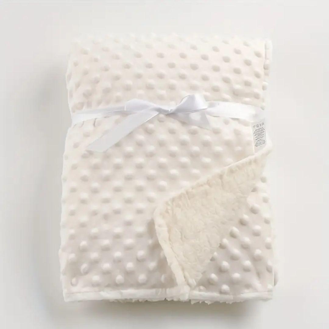 Manta suavecita crema para bebé-1
