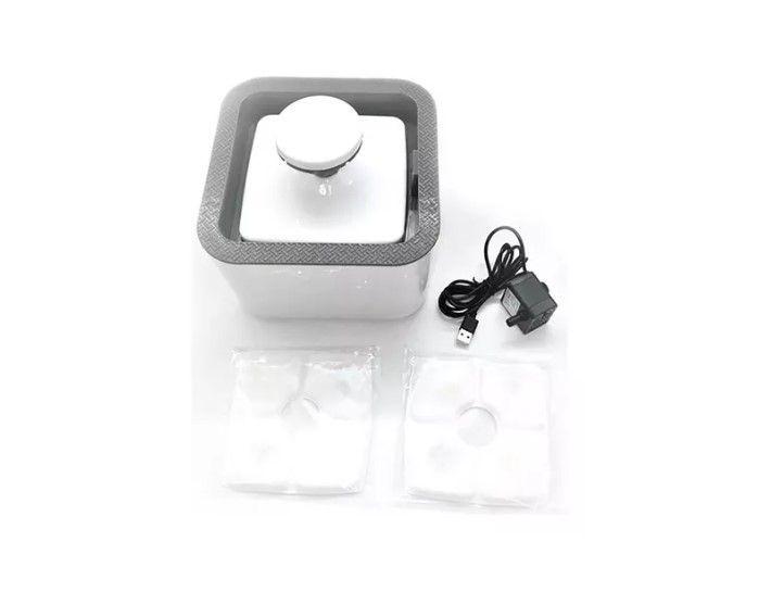 Fuente De Agua Bebedero Para Gatos Y Perros De 2.5 Litros-3