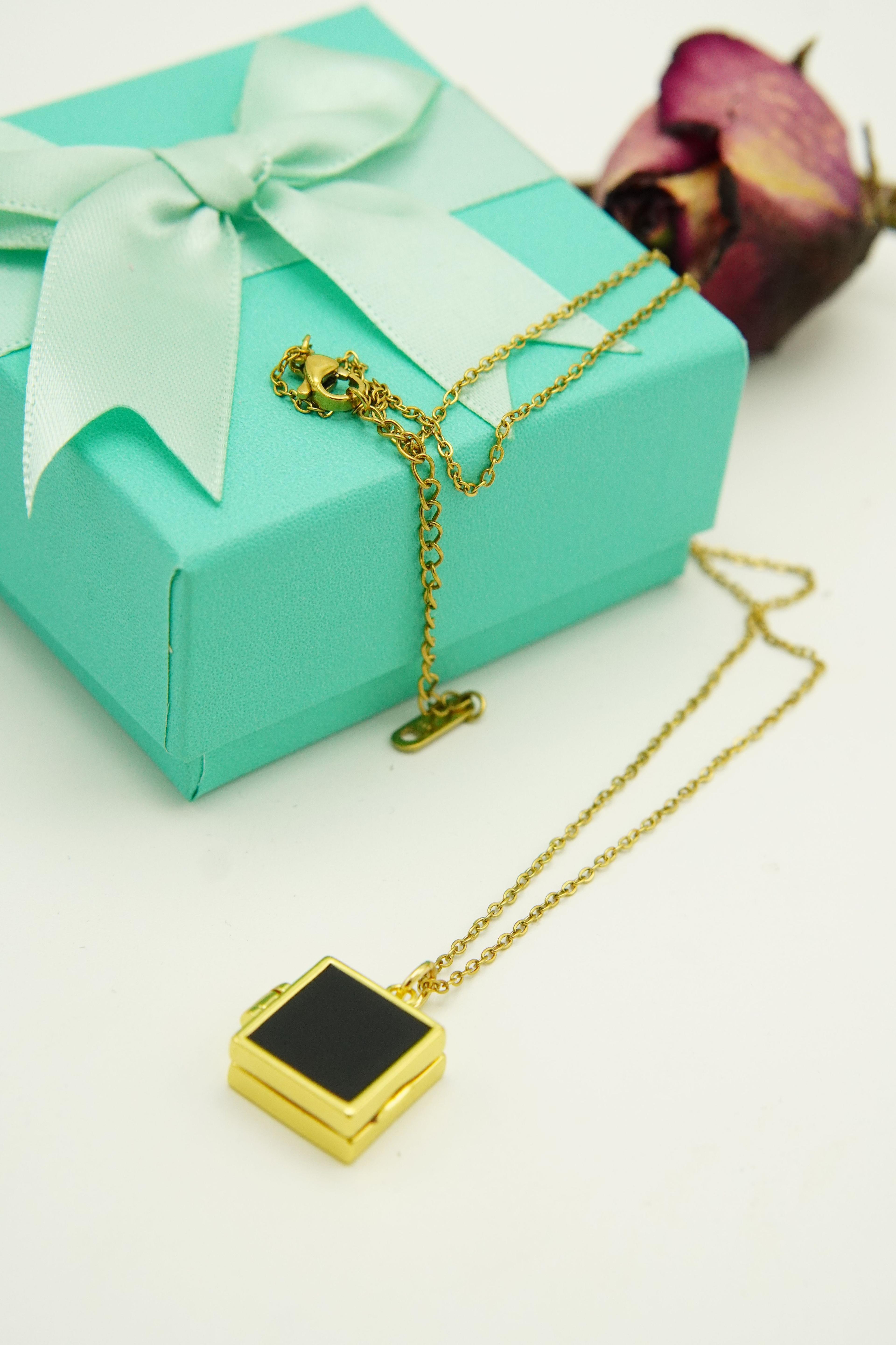 Colgante Relicario Negro Collar Guardafoto Chapado Oro 18k-7