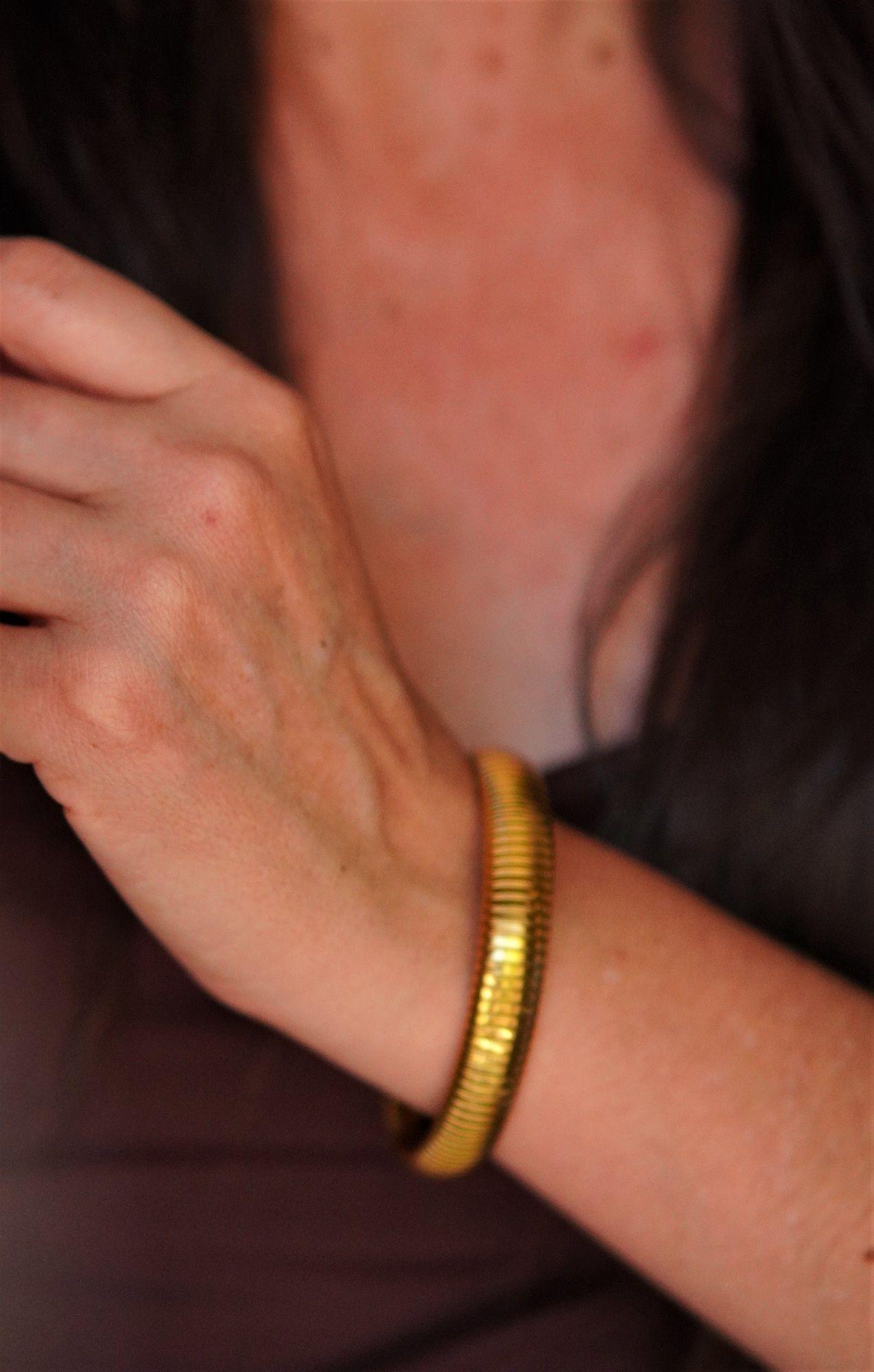 Pulsera elastica hipoalergenica tejido de serpiente chapada en oro 18k-2