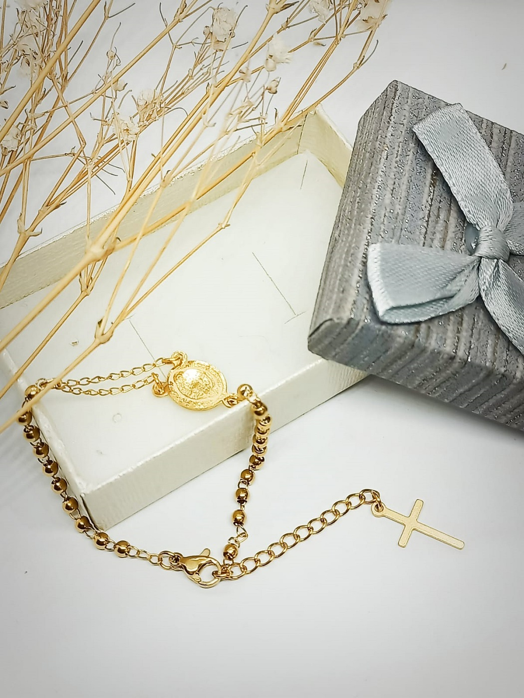 Pulsera Ajustable Rosario Camandula San Benito enchapado Oro 18kl-4