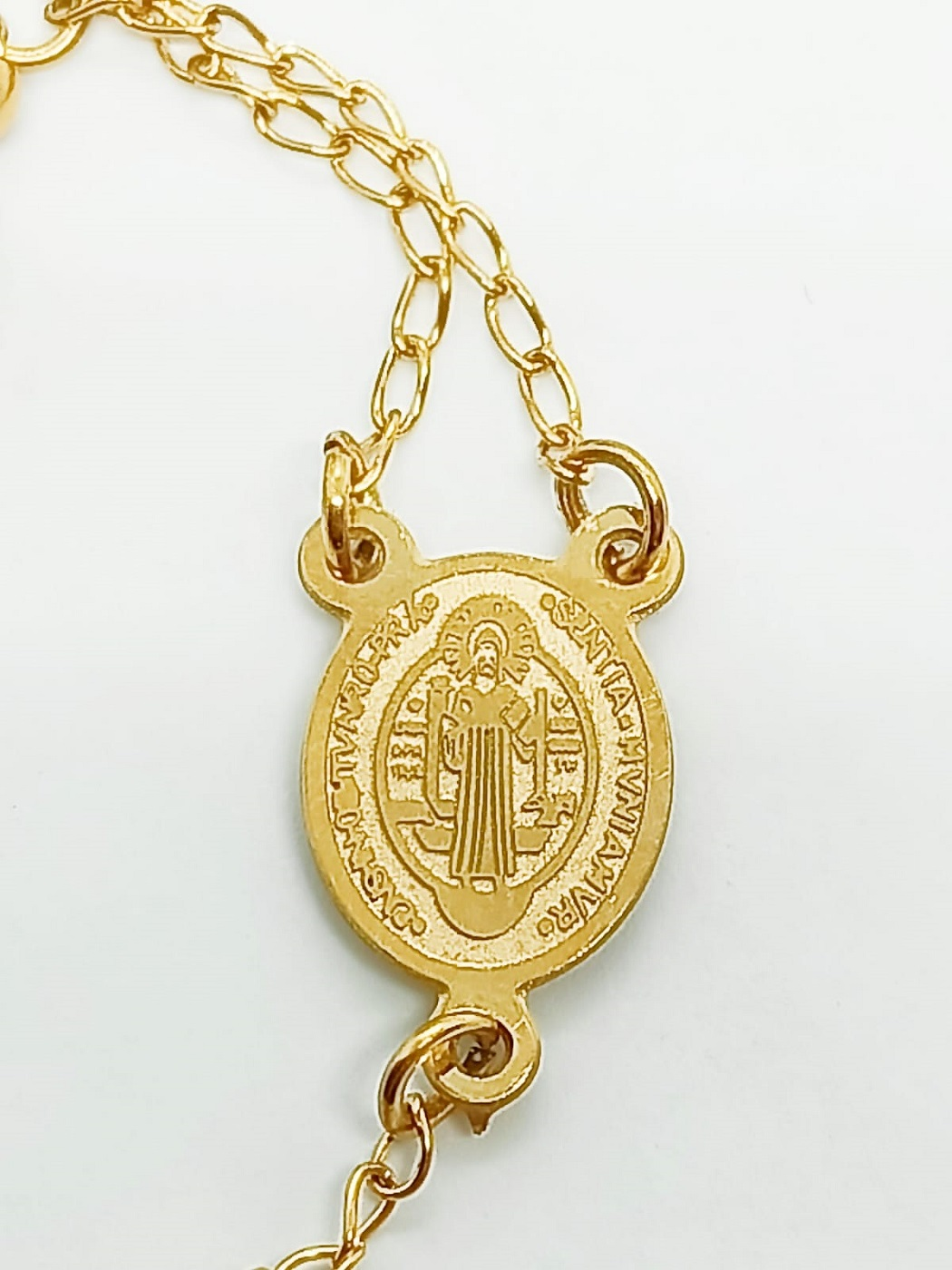 Pulsera Ajustable Rosario Camandula San Benito enchapado Oro 18kl-2