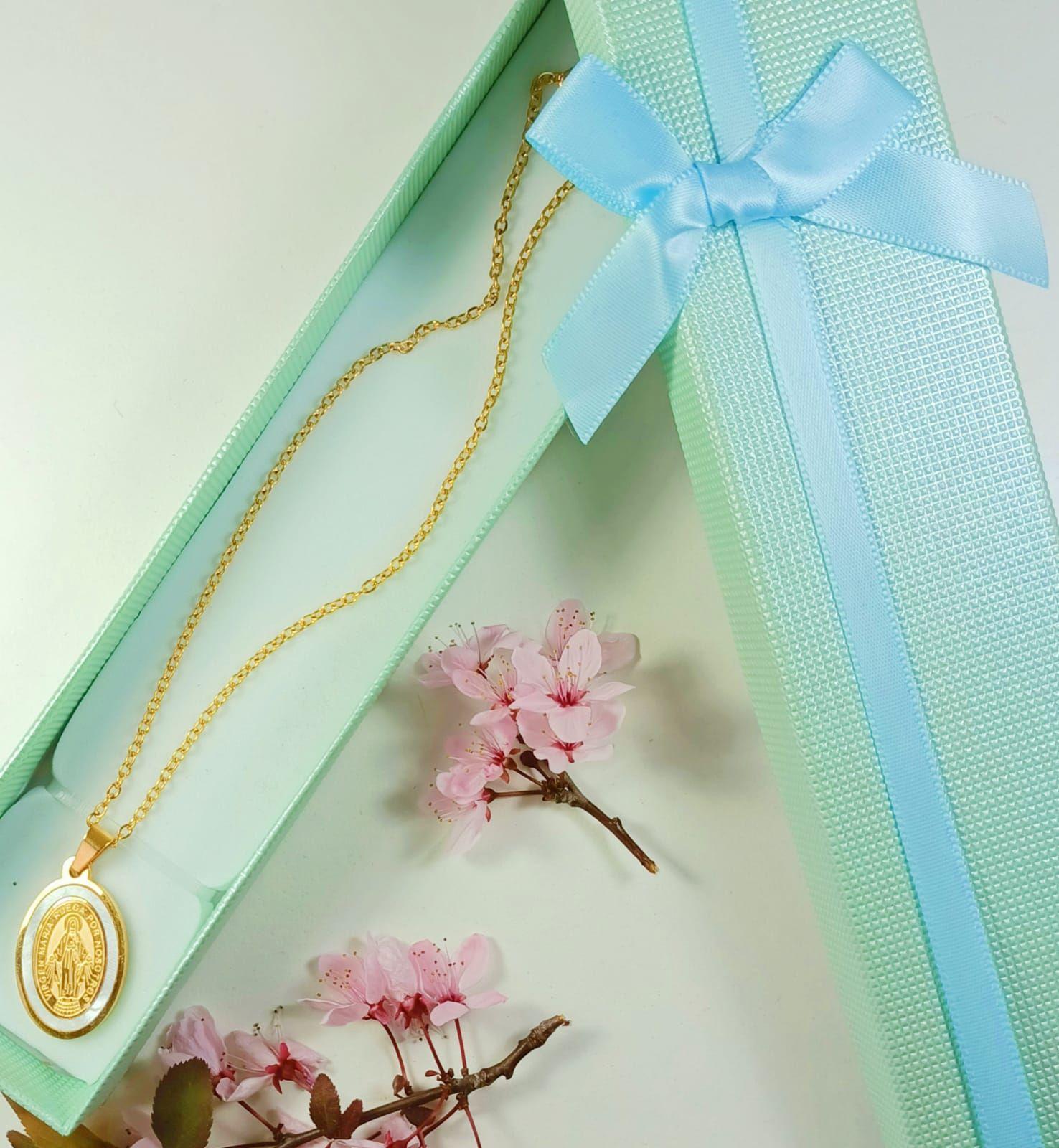 Colgante Medalla Virgen María Nácar Chapada En Oro 18k Amor-4