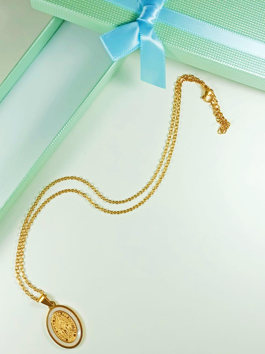 Colgante Medalla Virgen María Nácar Chapada En Oro 18k Amor-5