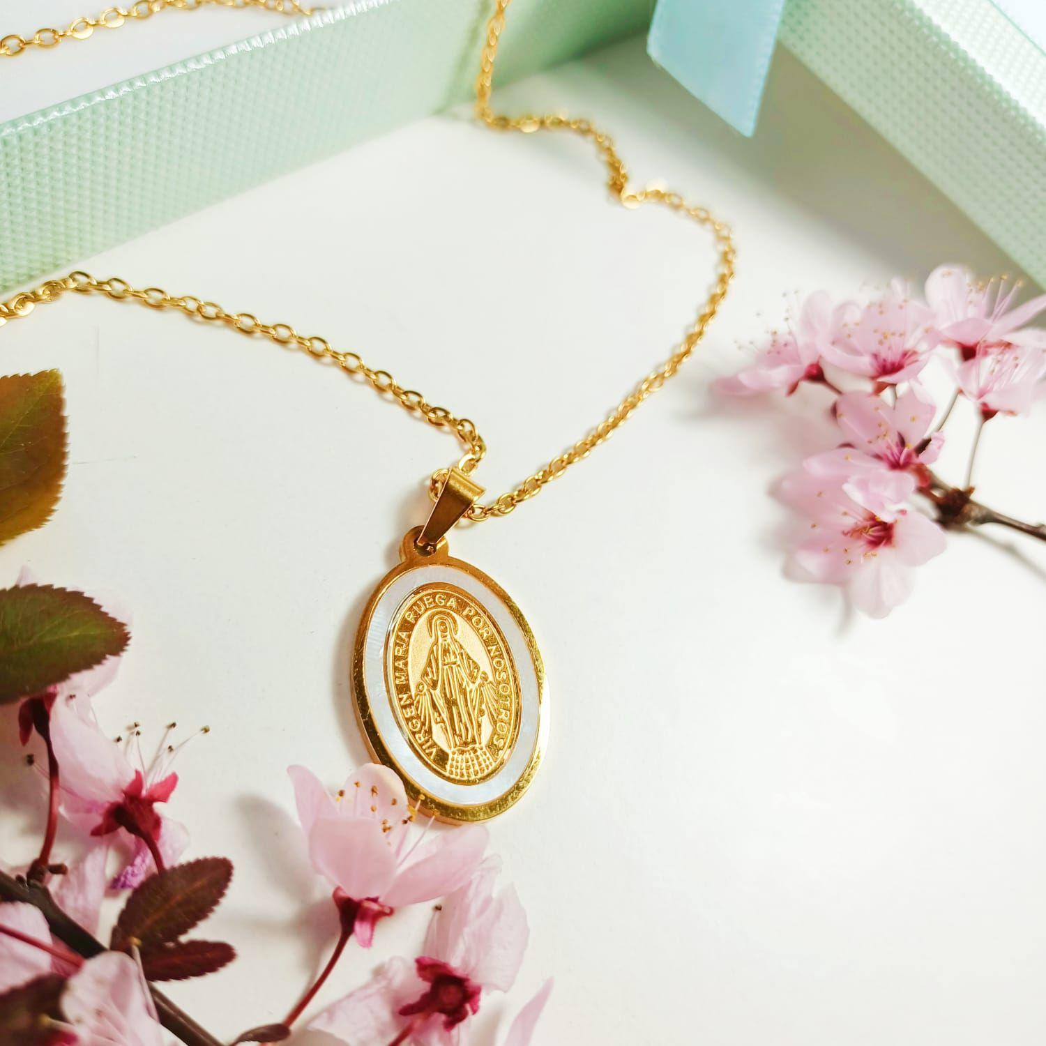 Colgante Medalla Virgen María Nácar Chapada En Oro 18k Amor-7