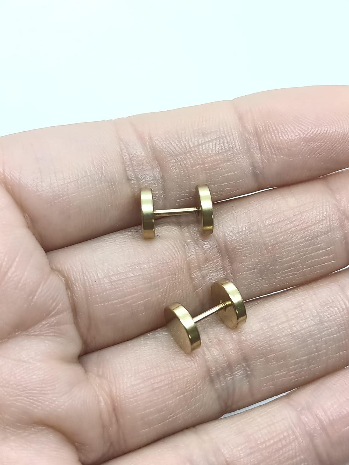 Aros Redondos 8mm Barbell Moda Punk Rock Chapados En Oro 18k-3
