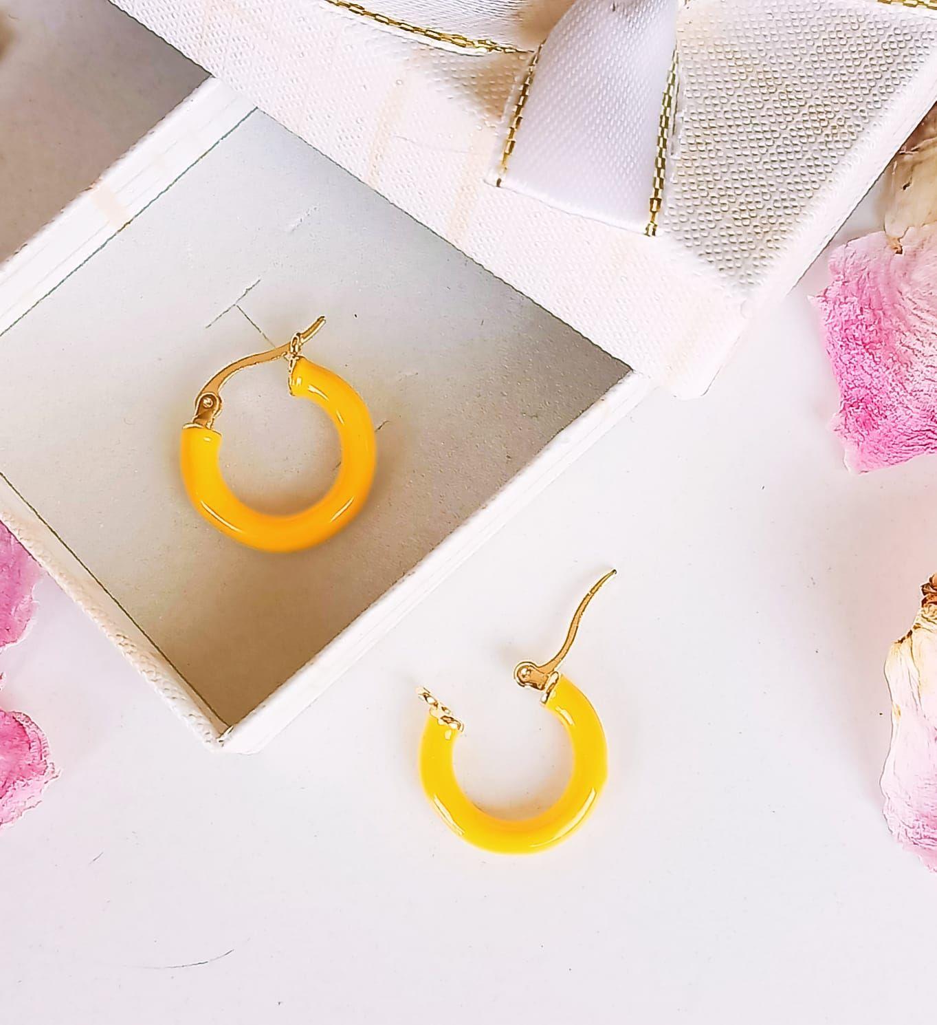 Argollas hoop chapadas en oro 18k amarillo Neon -3