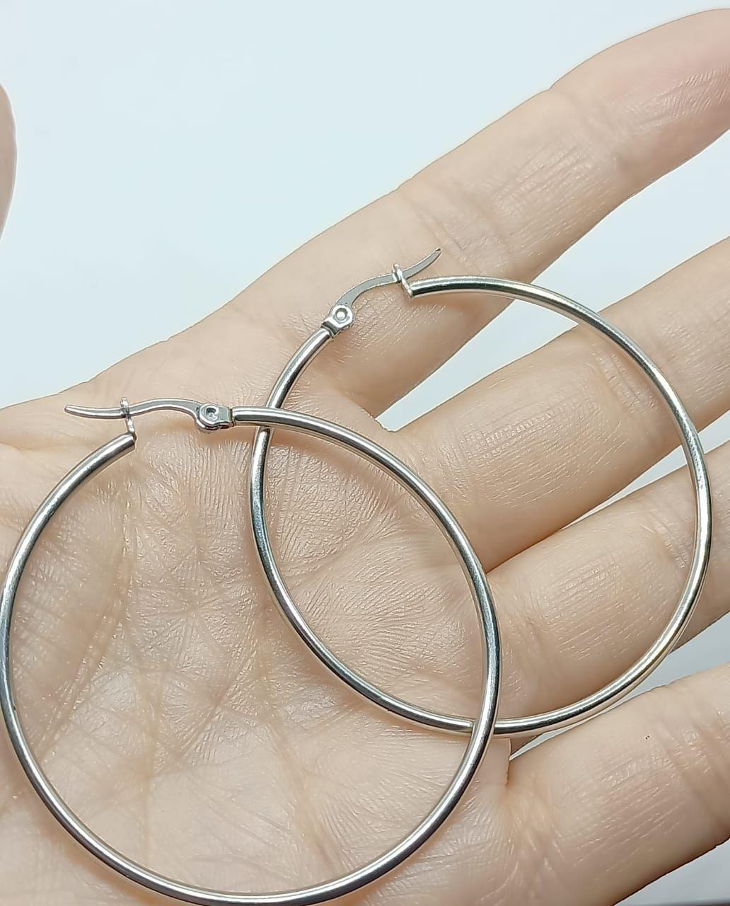 Argollas clásicas hoop plateadas 45 Mm hipoalergénicas-3