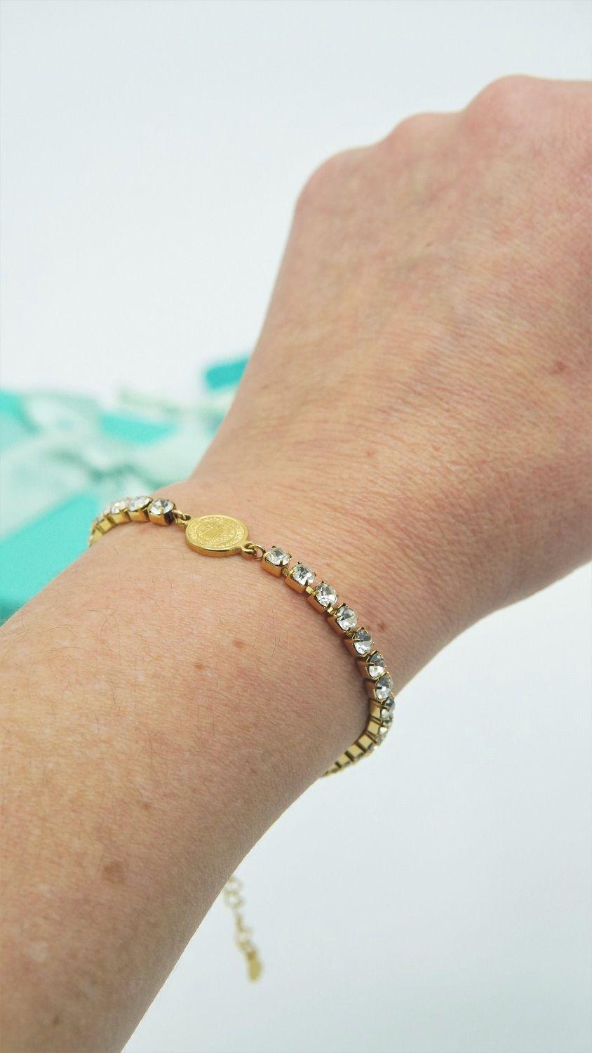 Pulsera San benito ajustable con zirconias chapada en oro 18k-2