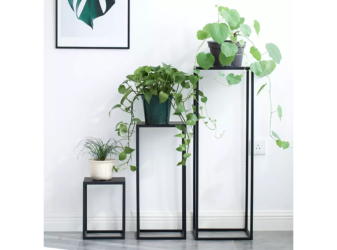 Pedestal cuadrado negro 3 medidas S, M y L-4
