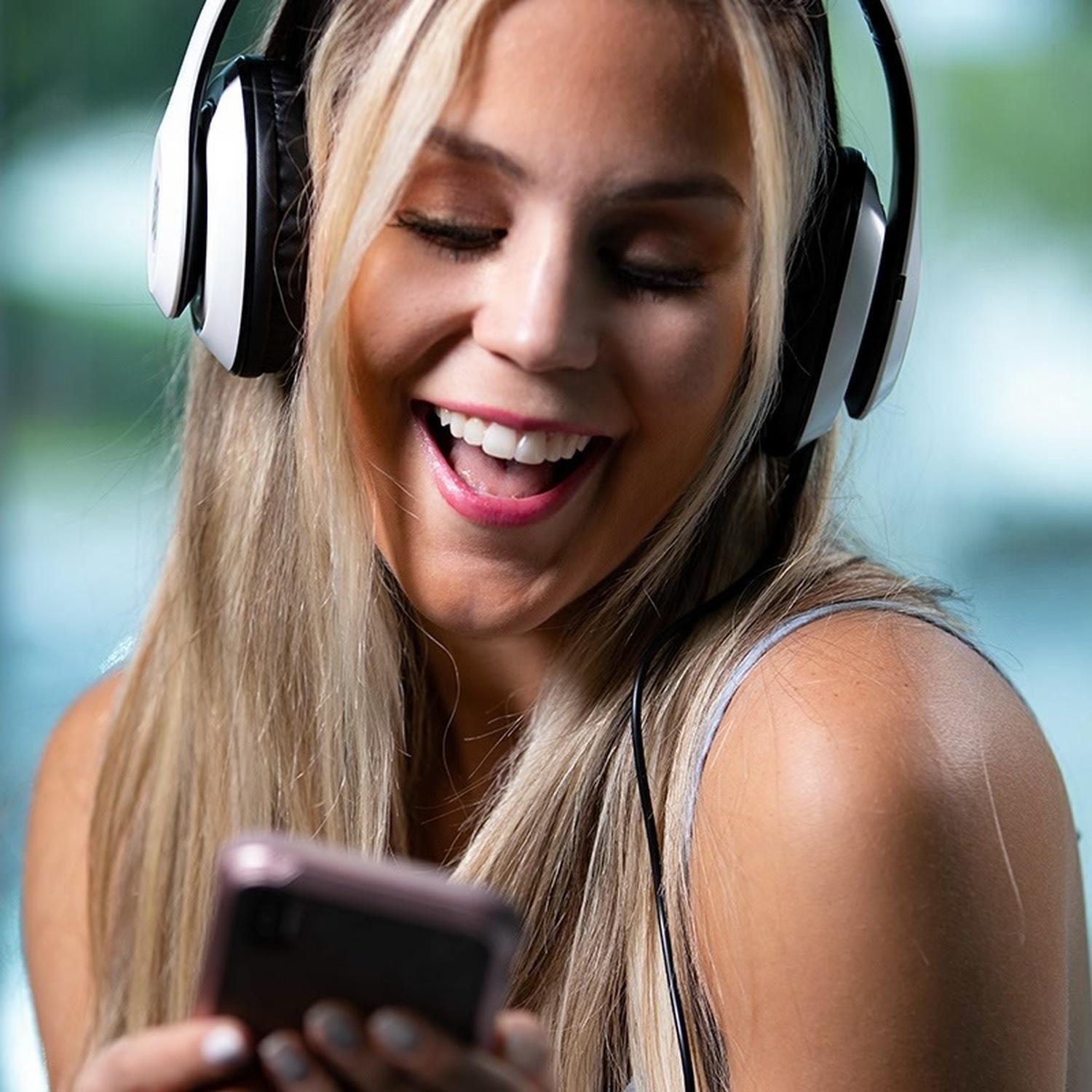 Audifonos BT c/Mic Aut 9Hs Pleg KlipXtreme KHS-628 blanco-2