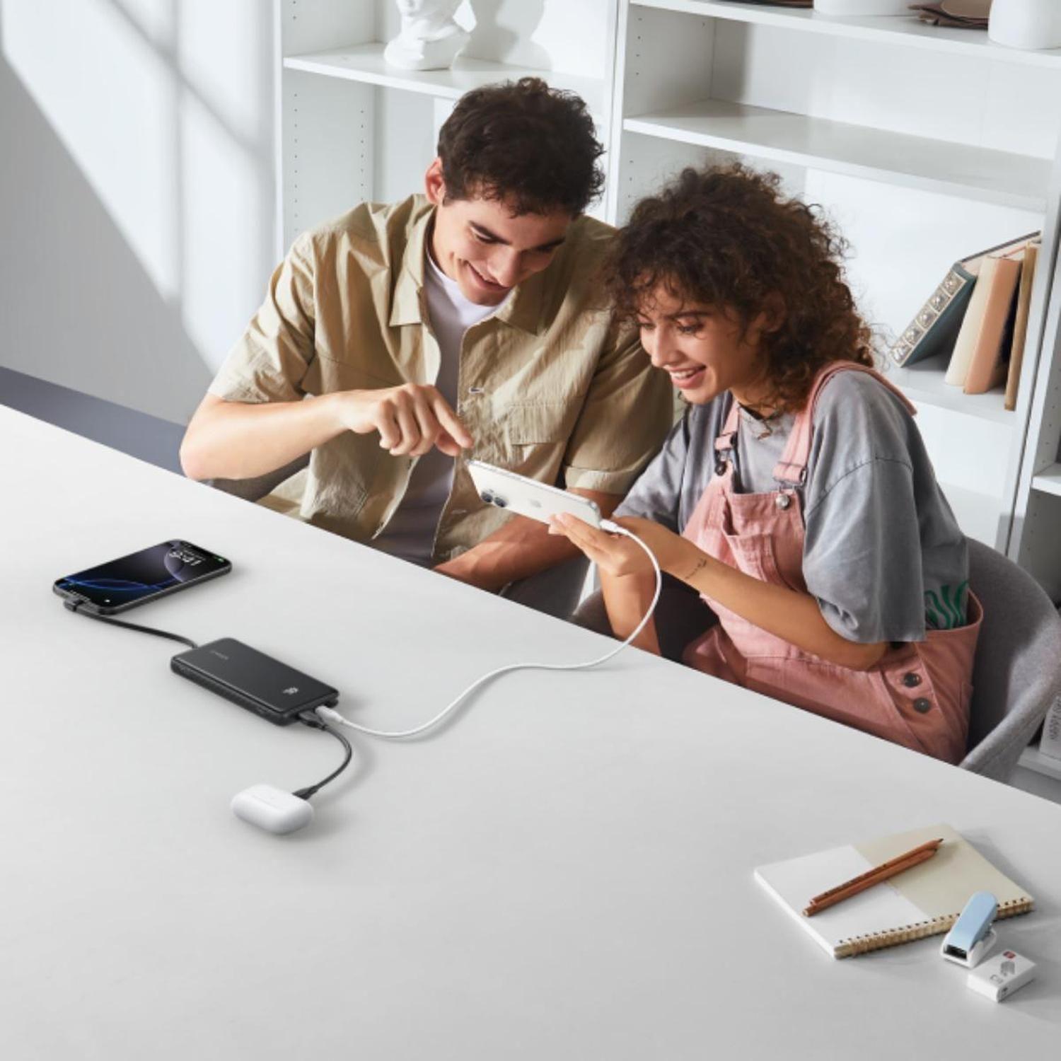Powerbank Batería Externa Anker 20.000 mAh 22,5W Cable USB-C Integrado Blanco-5