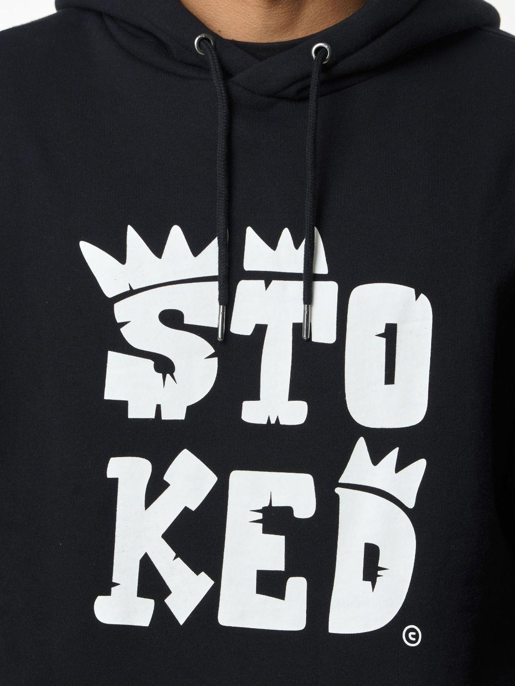 Polerón Stoked Hombre Logo Negro-3