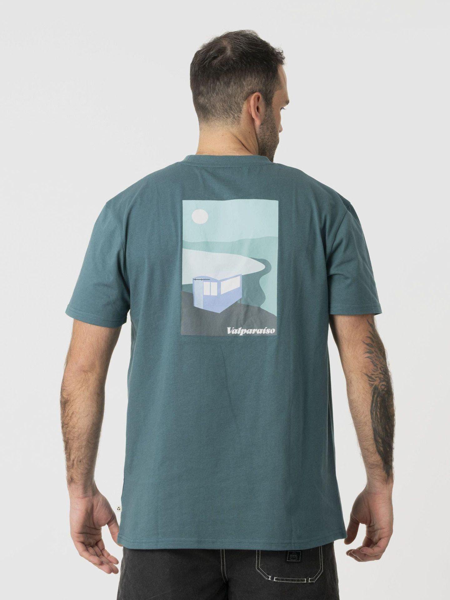Polera Kivül Hombre Postales Reciclada Verde-2