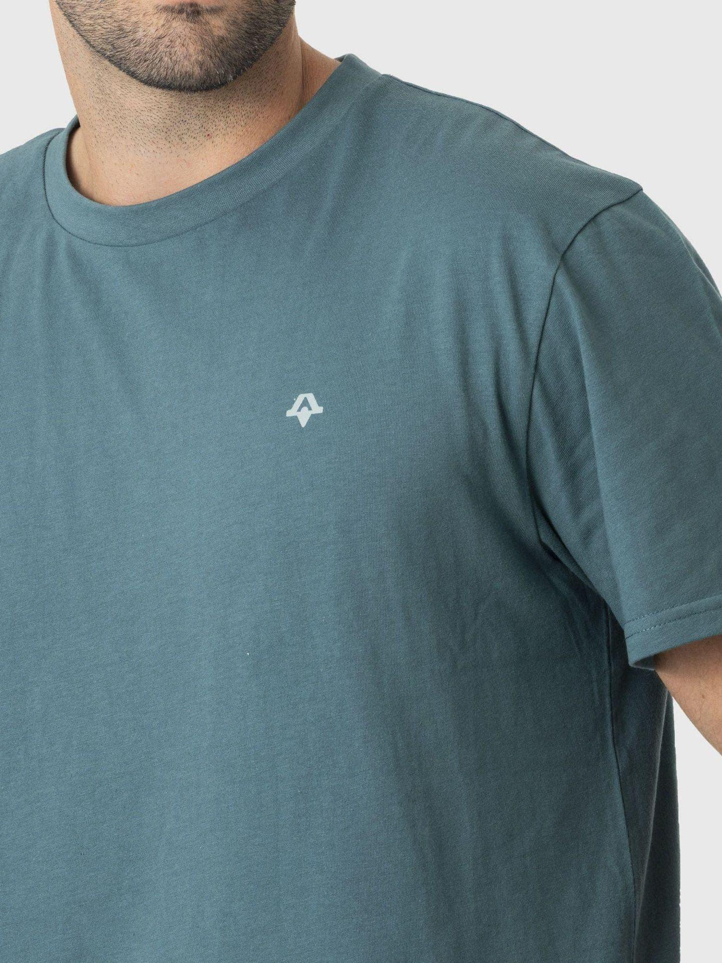 Polera Kivül Hombre Postales Reciclada Verde-3