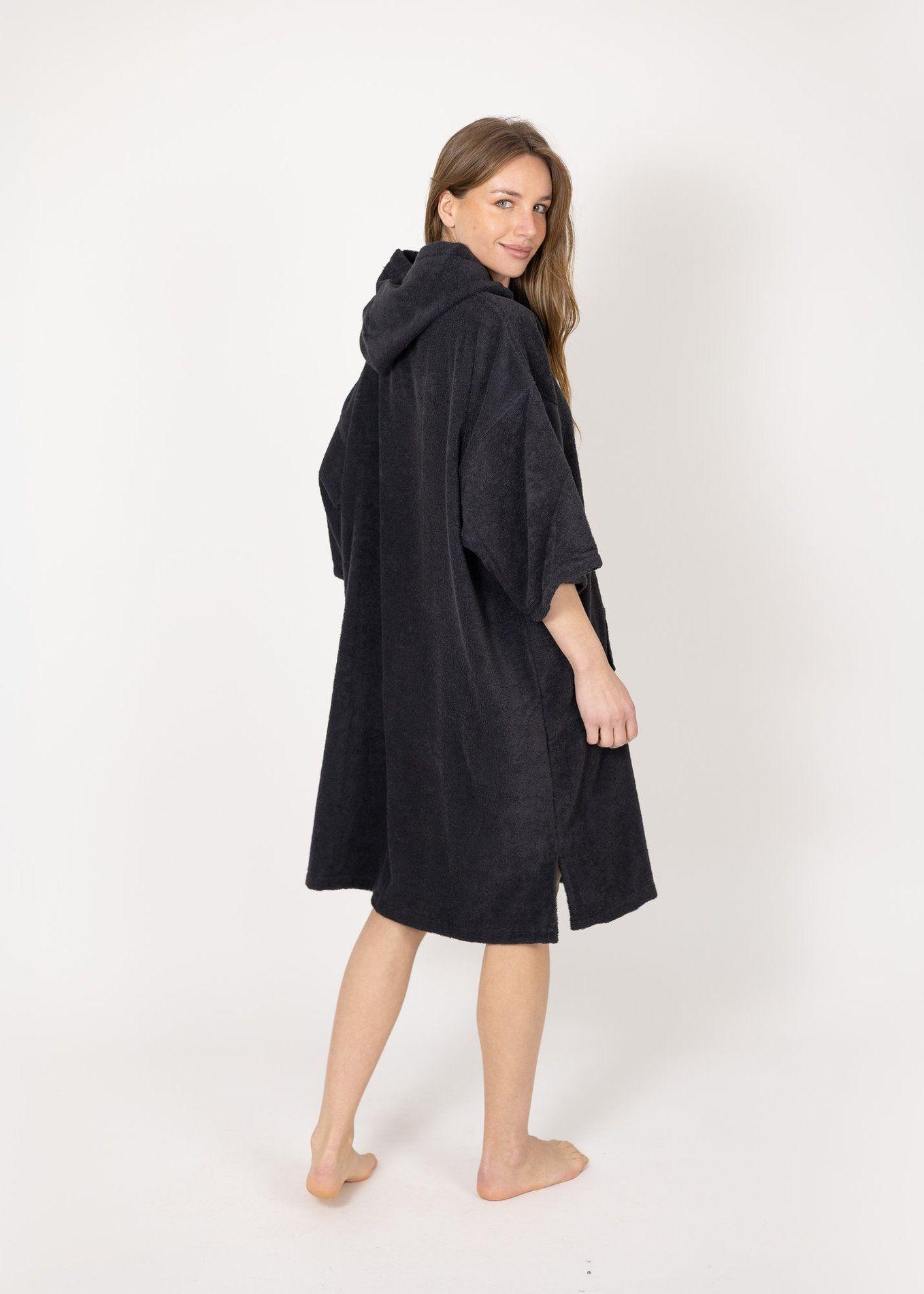 Poncho Stoked V26 Mujer Negro-3