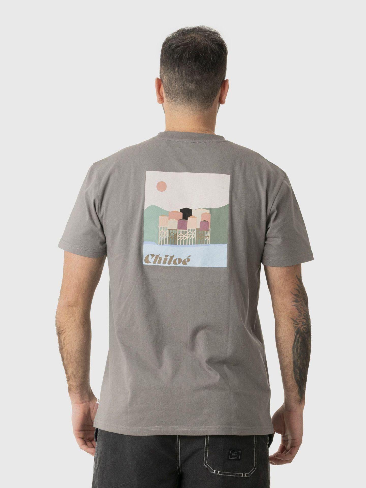 Polera Kivül Hombre Postales Reciclada Gris-2