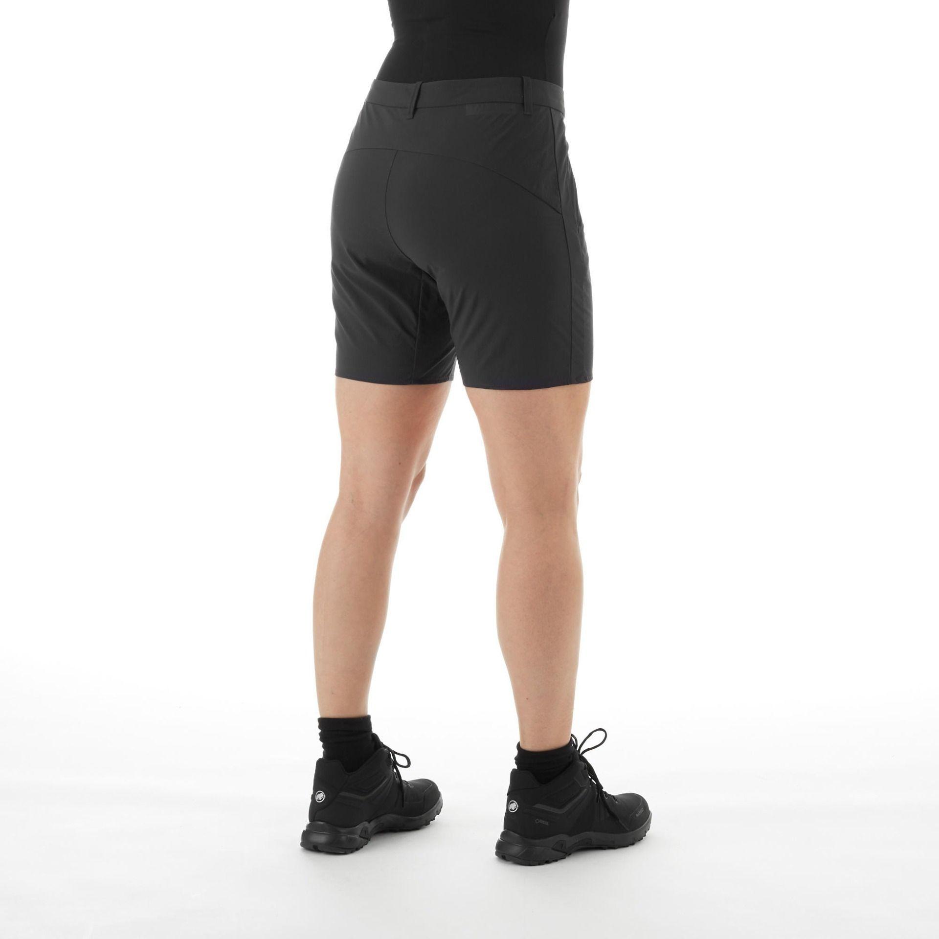 Short Mammut Mujer Hiking Negro-2