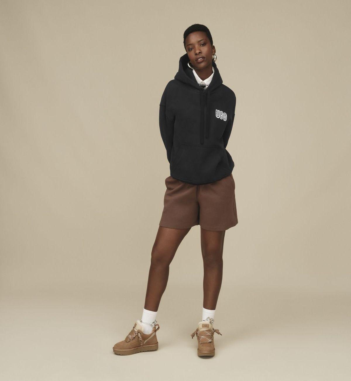 Poleron Ugg Mujer Ugg Logo Hoodie Negro-2