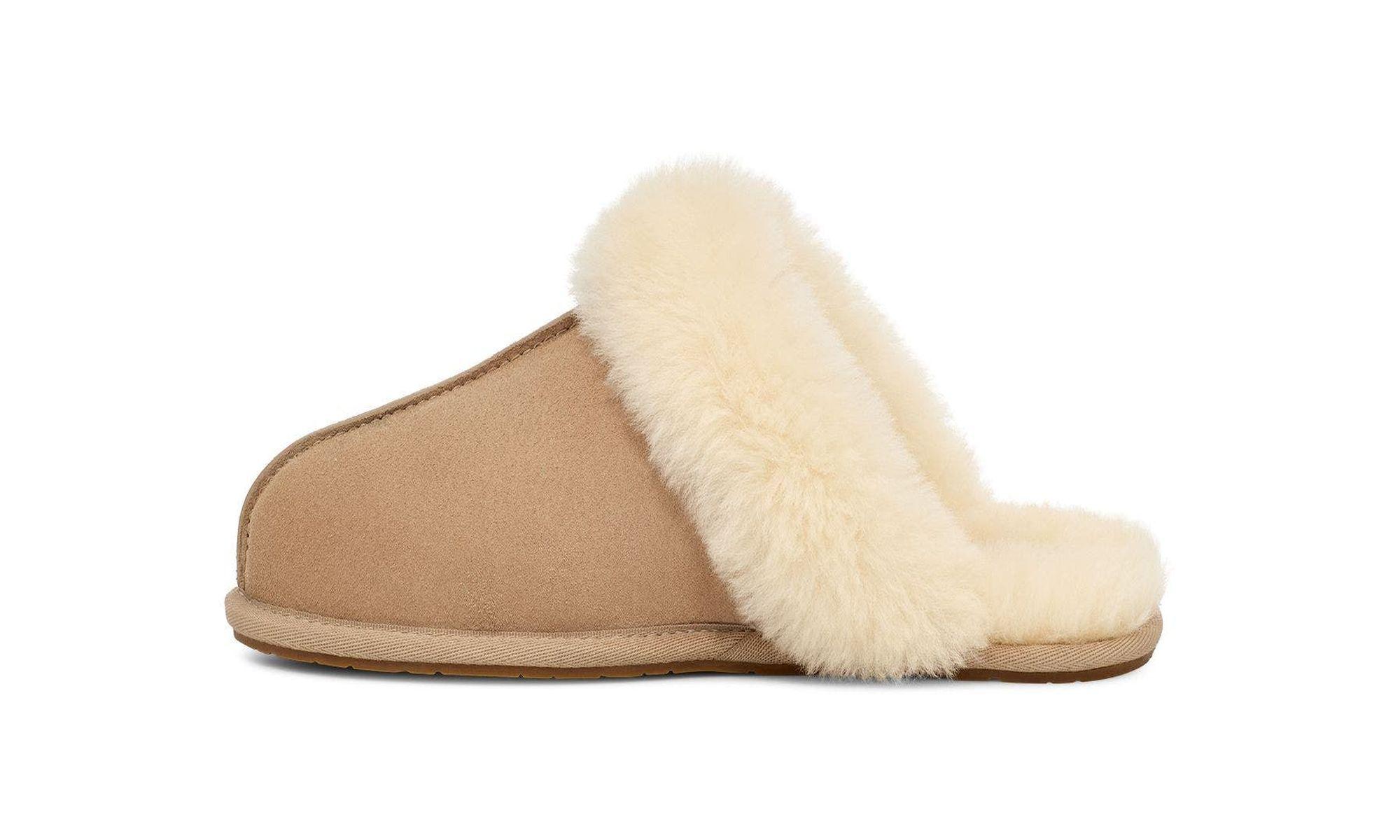 Pantufla UGG Mujer Scuffette II UGSAN Café-3
