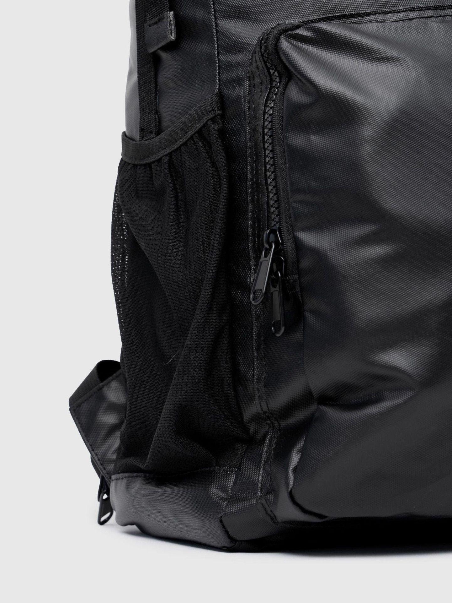 Mochila Kivül Unisex New Essential Negro-2