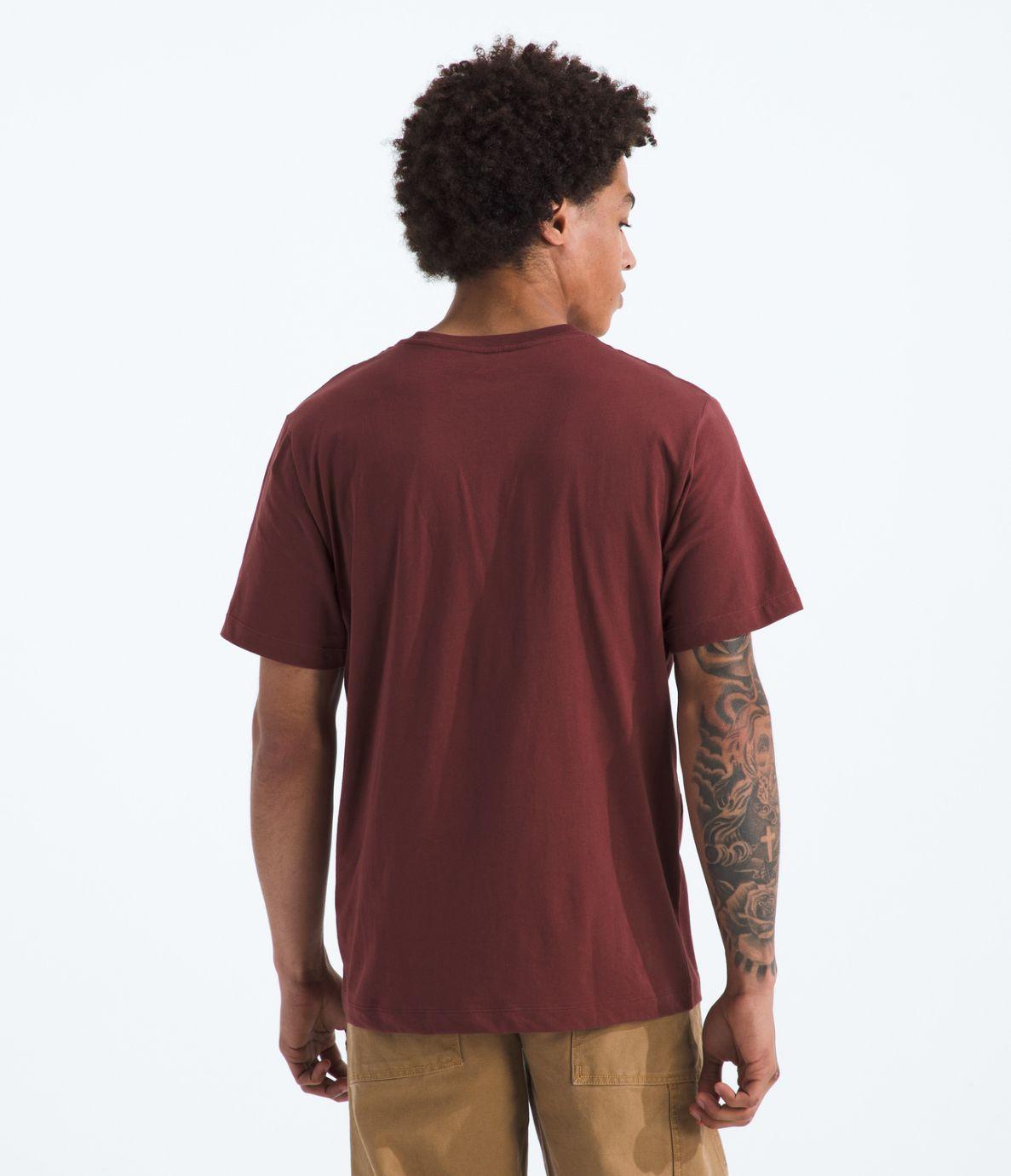 Polera Evo Emb Short Sleeve Tee Hombre Burdeo-1