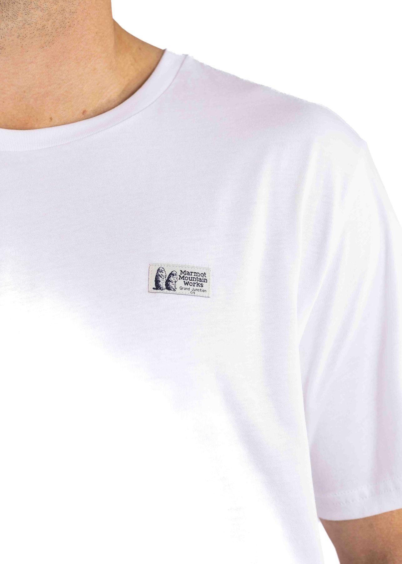 Polera Marmot Hombre Chest Label Tee Blanco-3