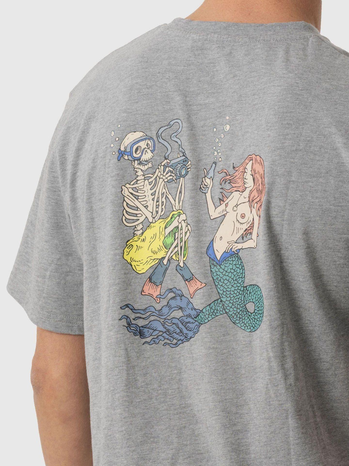 Polera Stoked Hombre Sokos Reciclada ST052 Gris-4