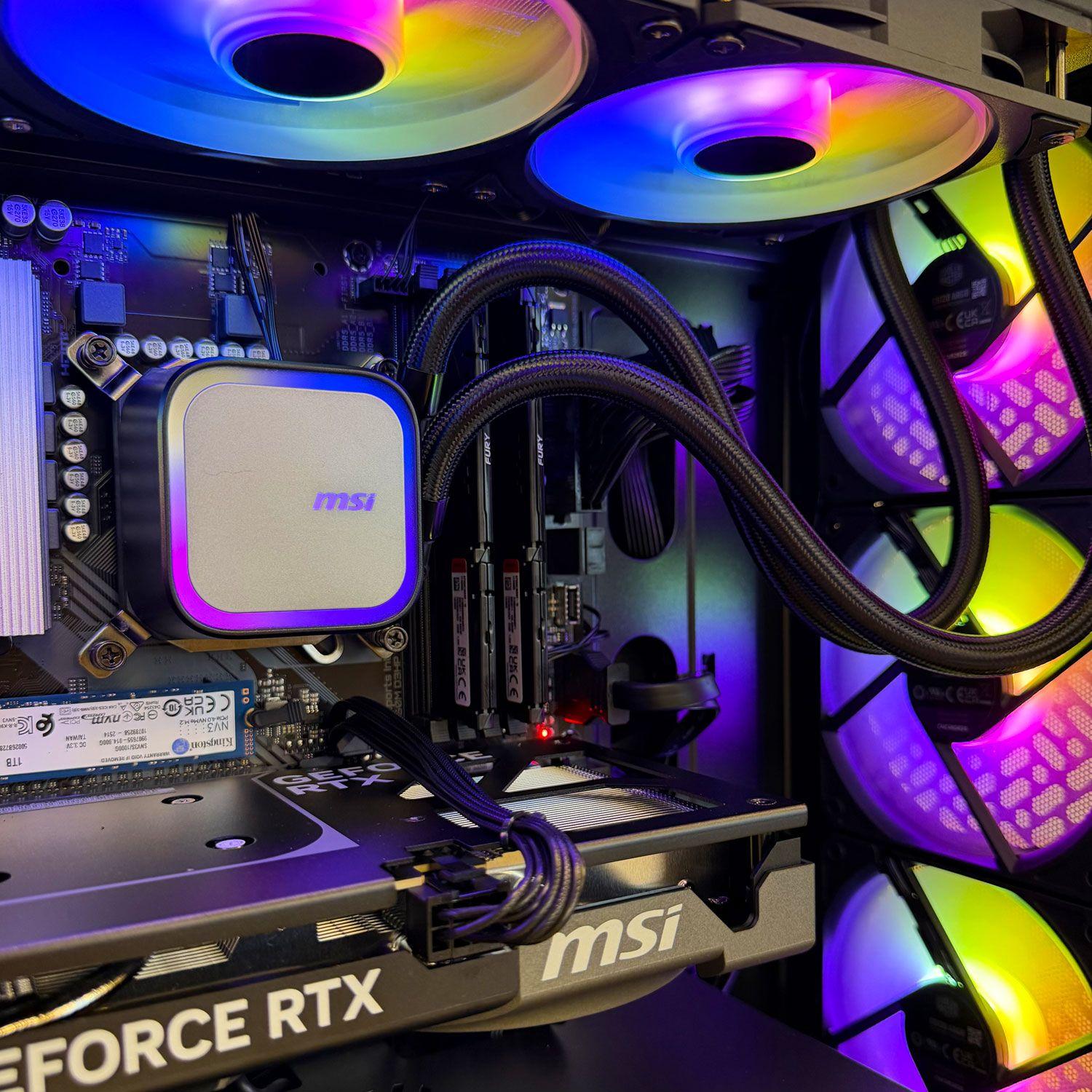 PC Gamer Amd Ryzen 7 7700 8-Core + 32GB + RX 9070 XT 16GB | PCP1184-5