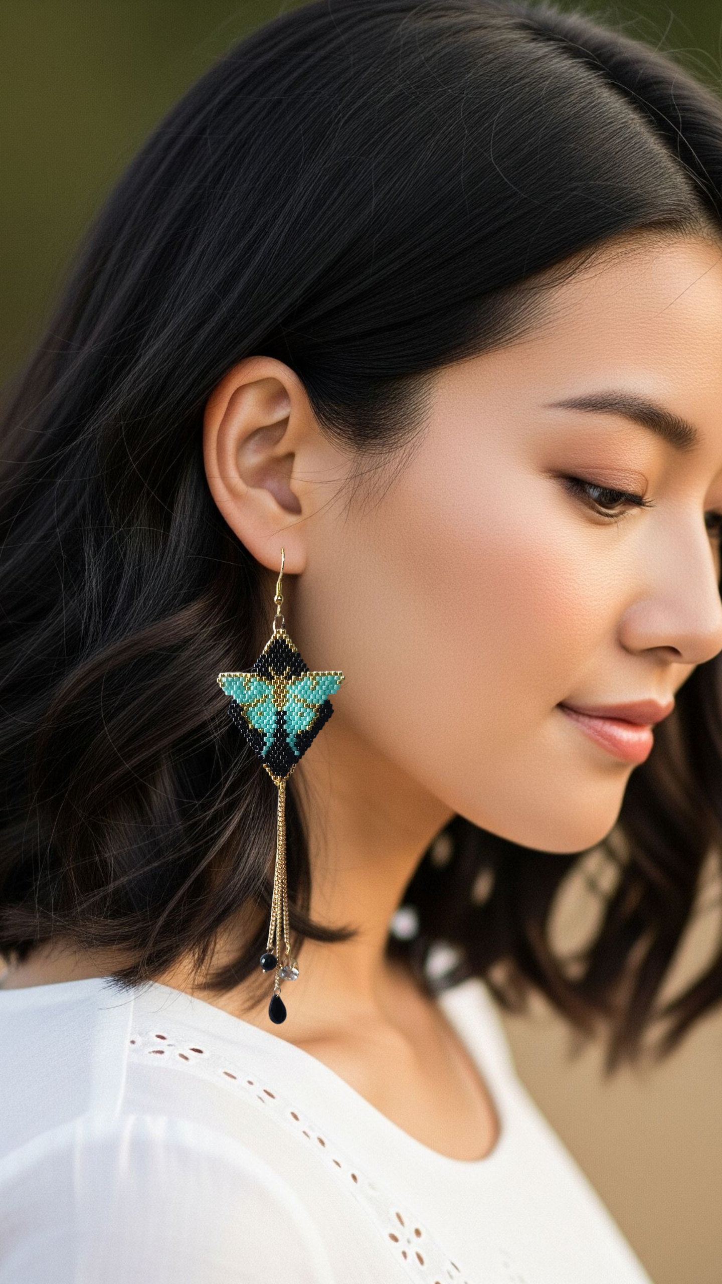 Aros “Mariposa Nocturna” en Miyuki | Con cadenas y perlitas negras-0