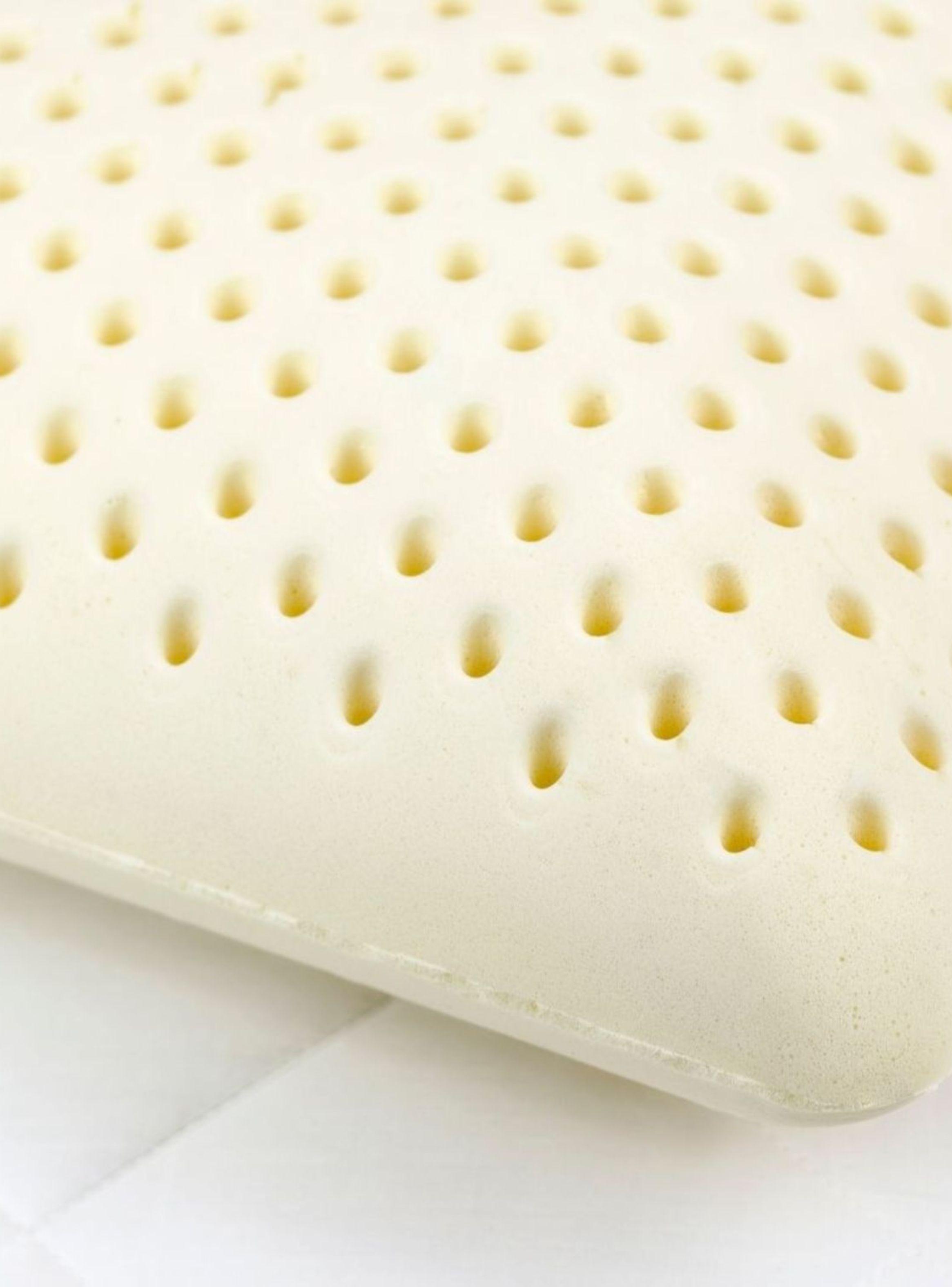 Set Almohada de Latex en Lata-1