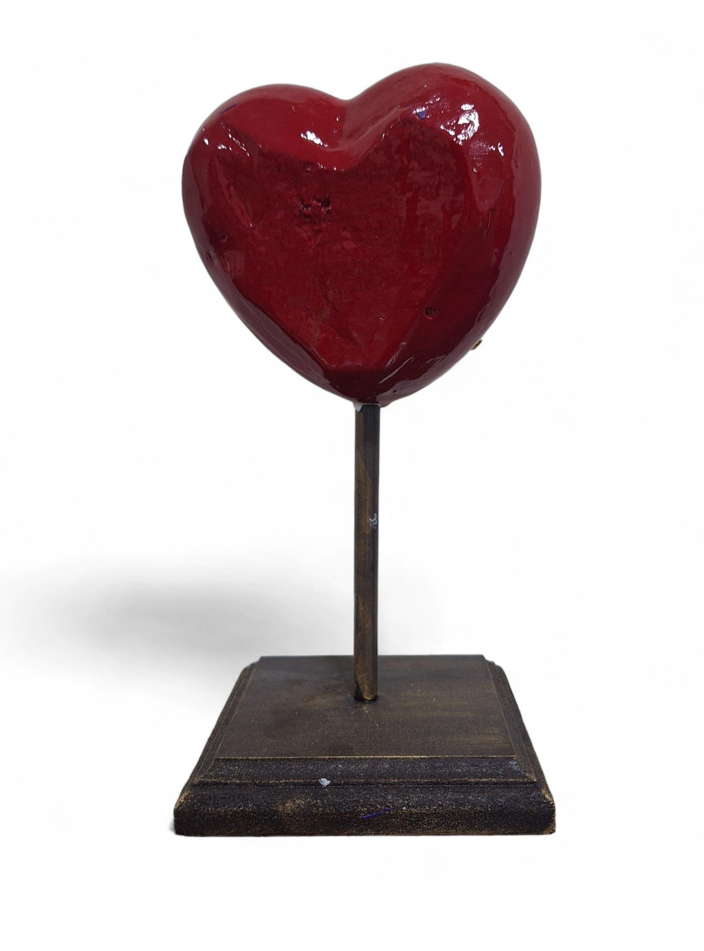 Corazón Pedestal Rojo Aplicaciones Doradas-3