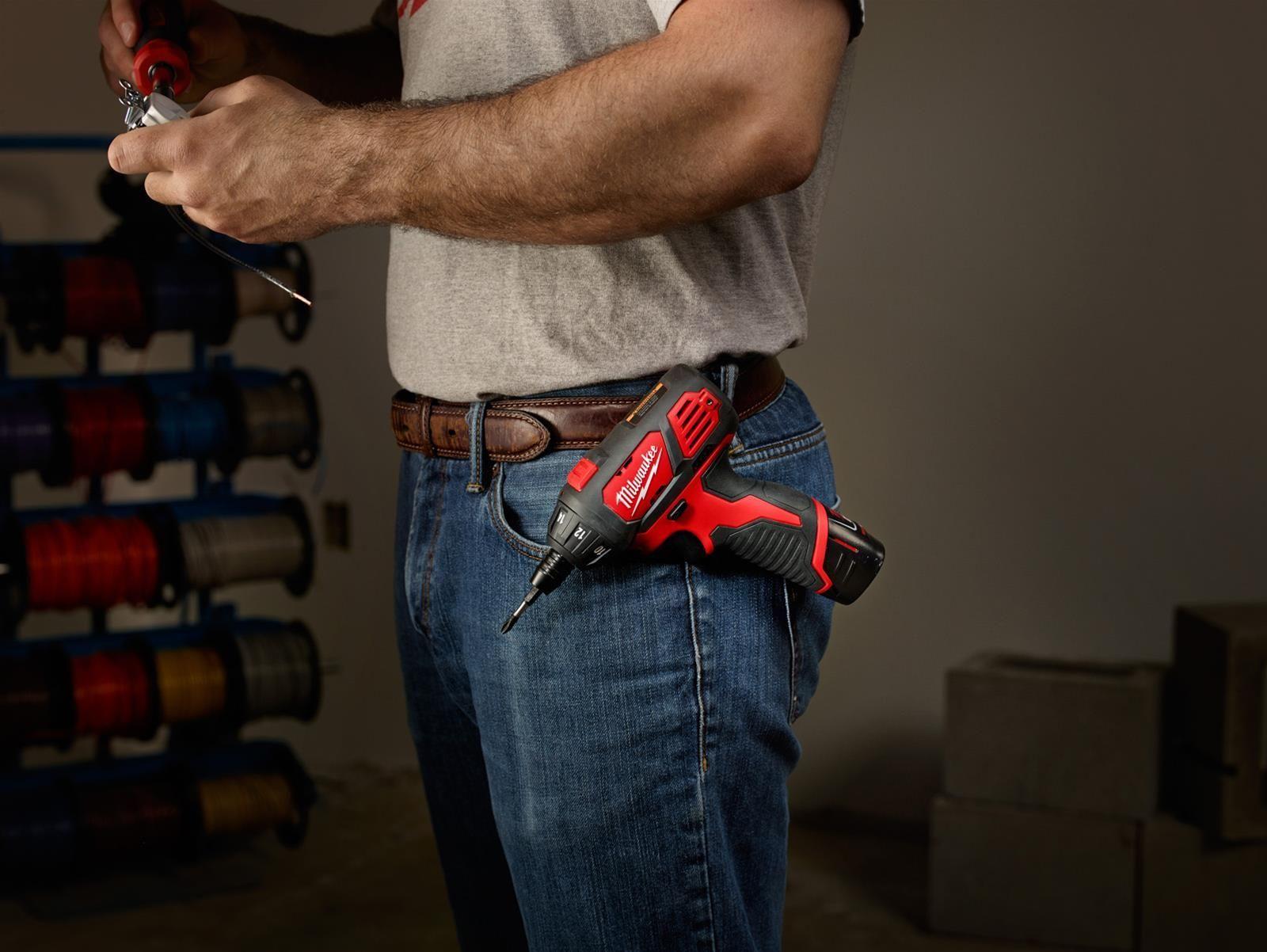 Atornillador Inalambrico Milwaukee M12 2401-22-5