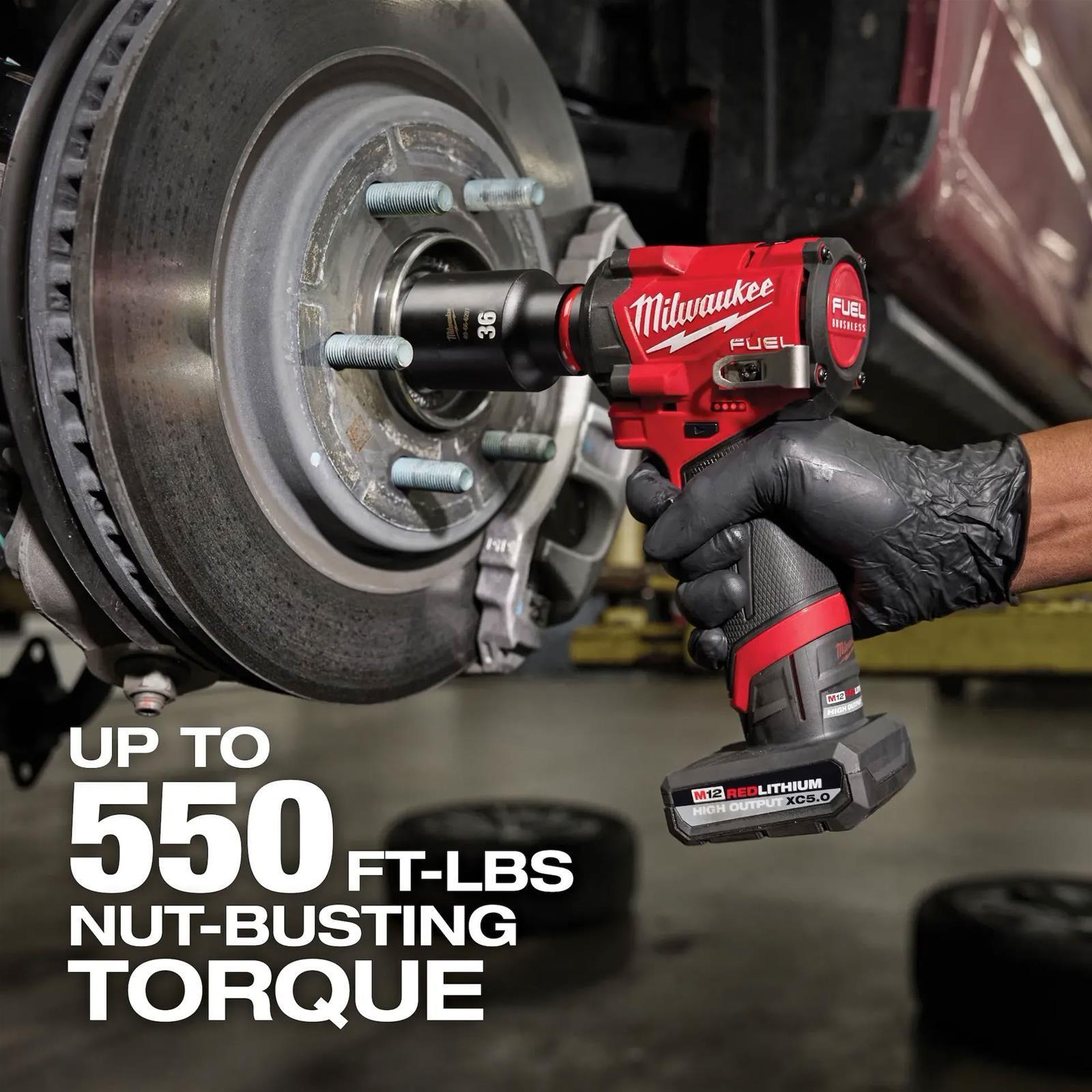 Kit Llave de Impacto Inalámbrica 1/2 M12 FUEL Milwaukee 2563-22-3