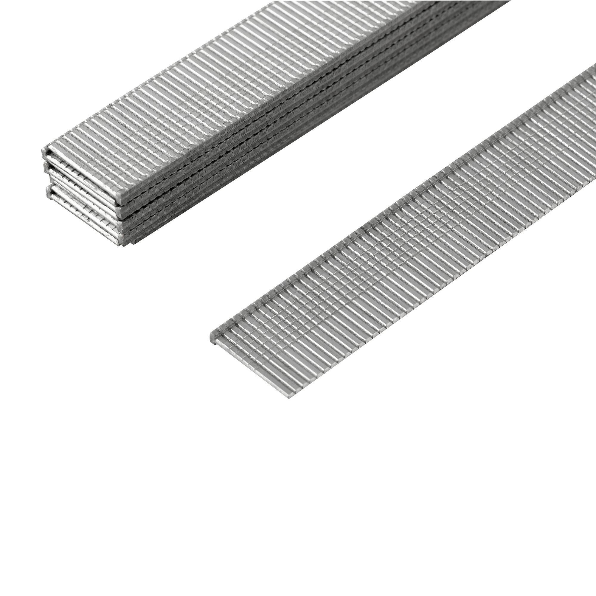 Caja 1000 clavos calibre 18 de 5/8 STANLEY SWKBN625S-2