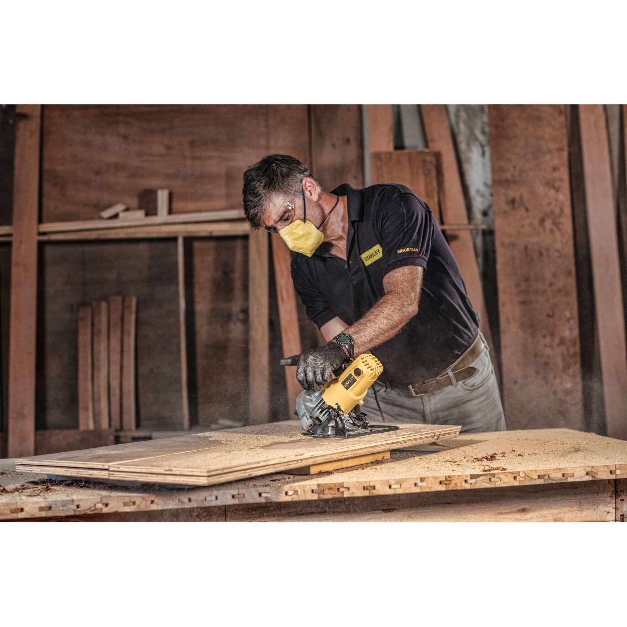 Sierra circular 7-1/4' 1600W Stanley SC16-B2C-5