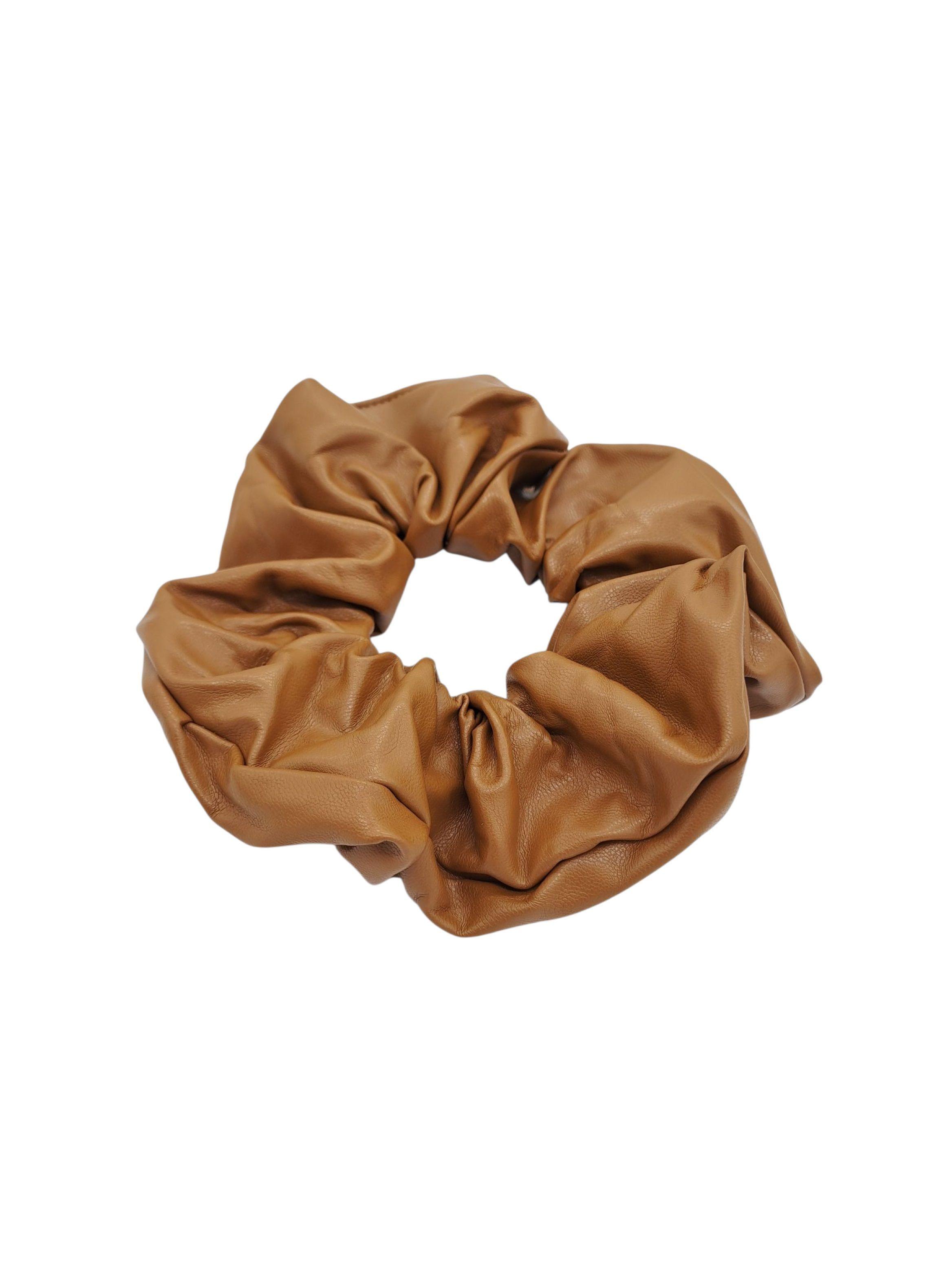 SCRUNCHIE XL COLET ECOCUERO COLOR CAFÉ-1